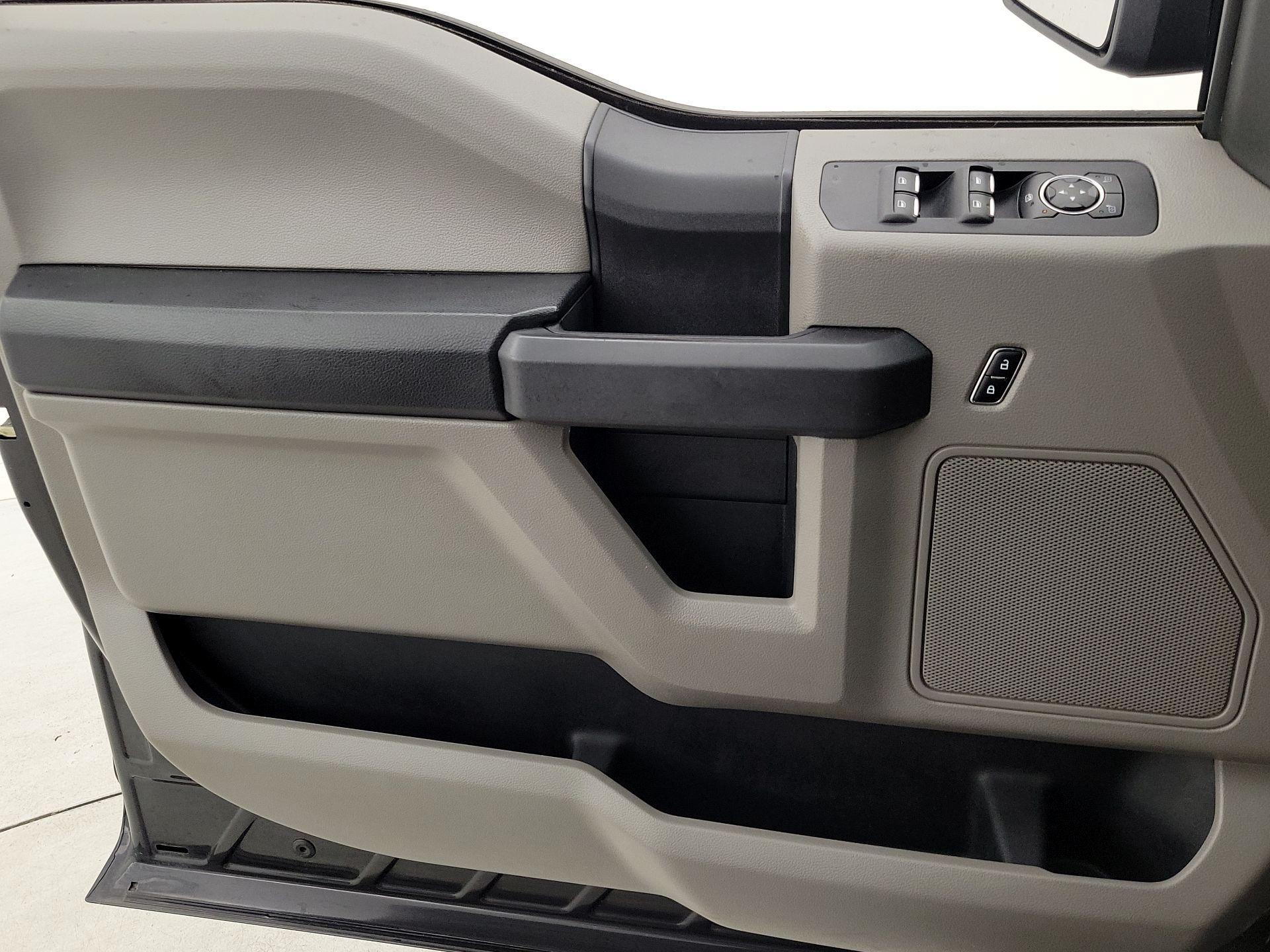 Thumbnail: 2015 Ford F-150 - 12