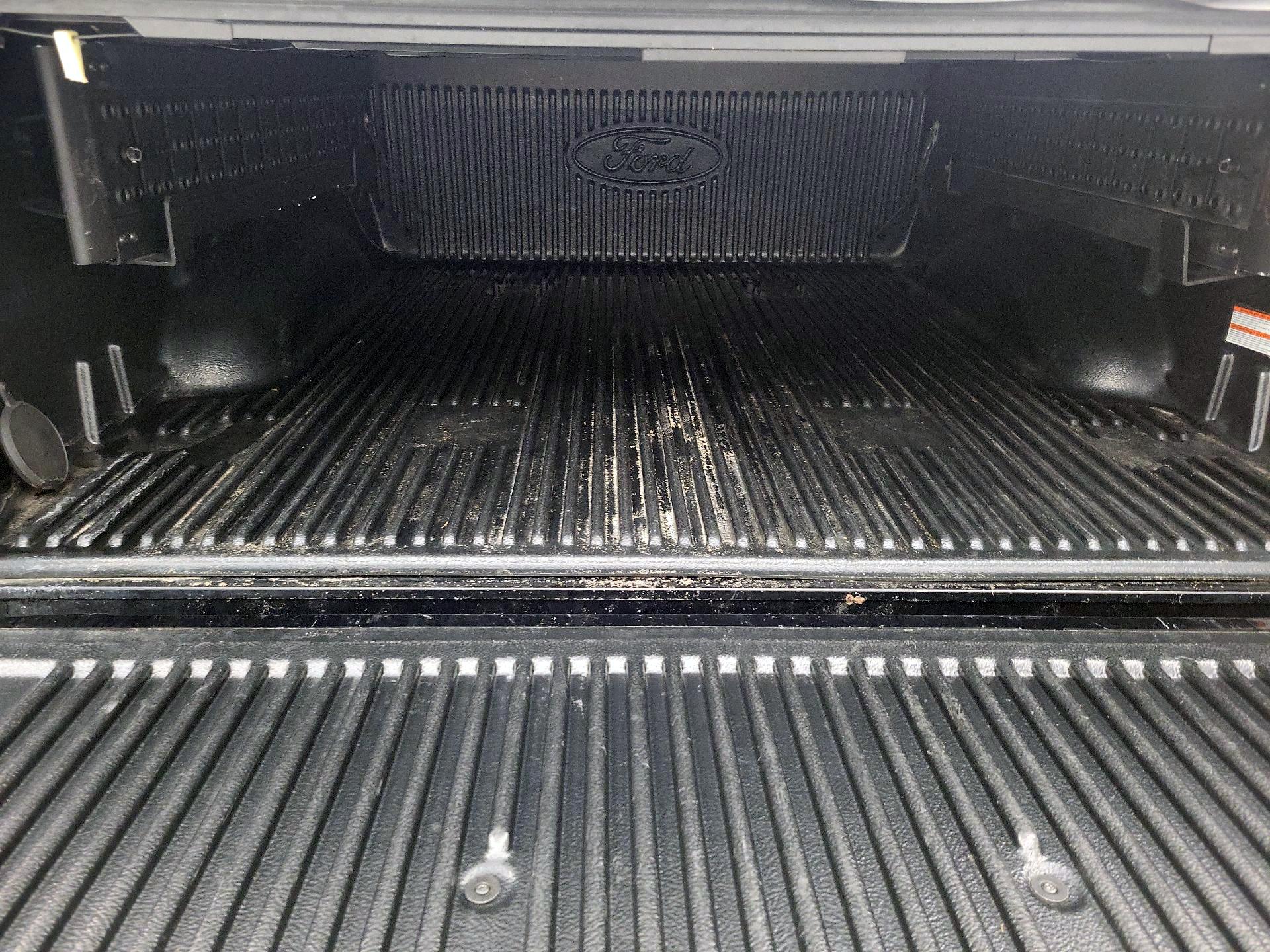 Thumbnail: 2015 Ford F-150 - 19