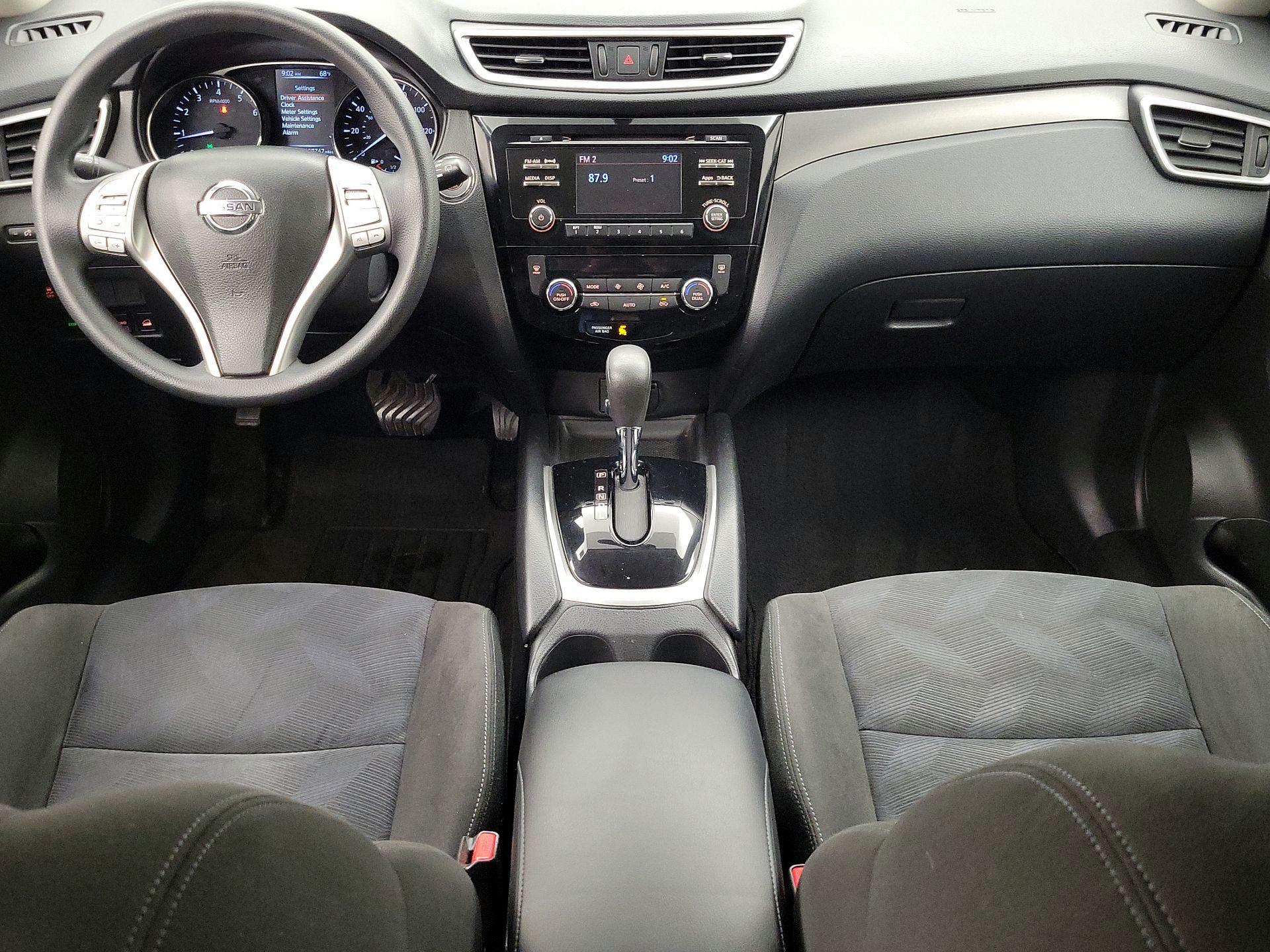 Thumbnail: 2015 Nissan Rogue - 9