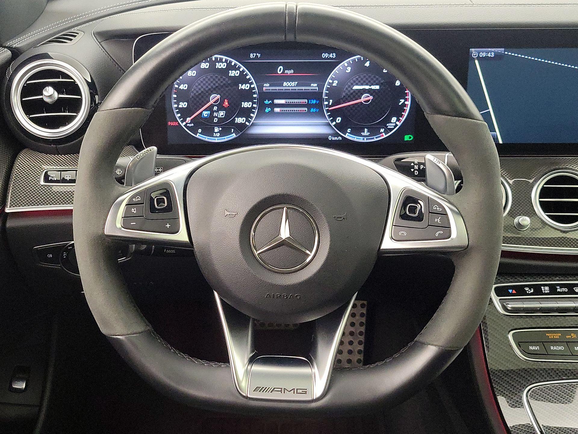 Thumbnail: 2017 Mercedes-Benz E-Class - 10