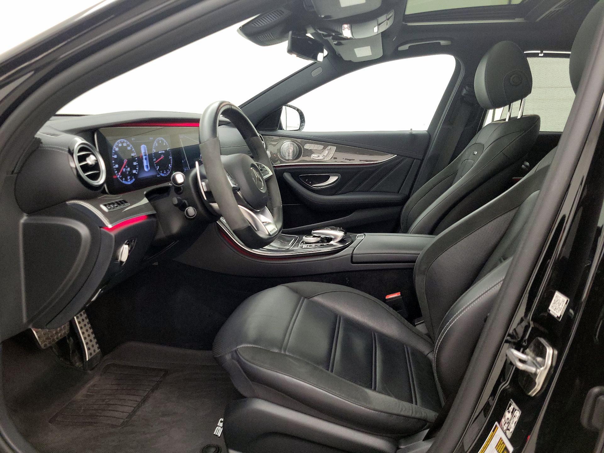 Thumbnail: 2017 Mercedes-Benz E-Class - 11