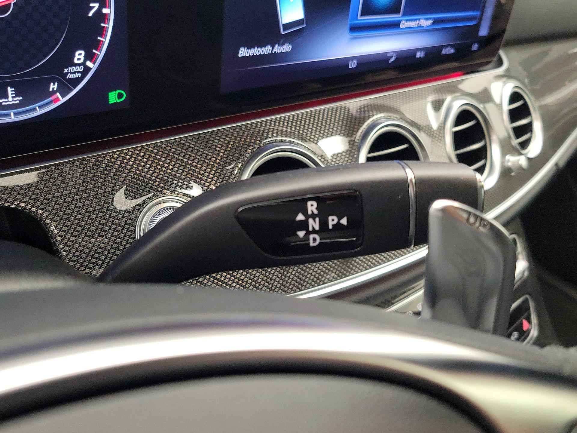 Thumbnail: 2017 Mercedes-Benz E-Class - 18
