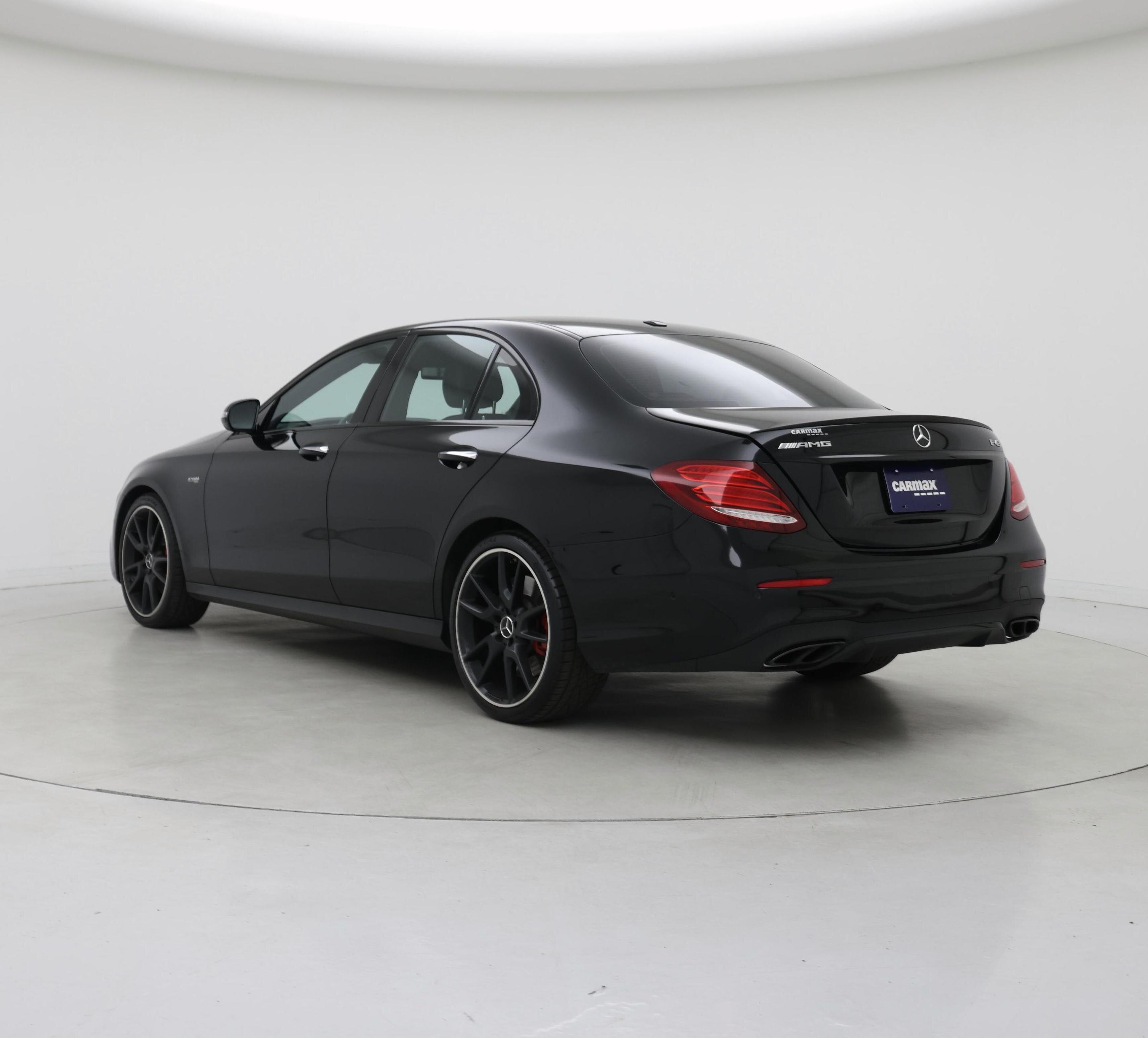 Thumbnail: 2017 Mercedes-Benz E-Class - 2