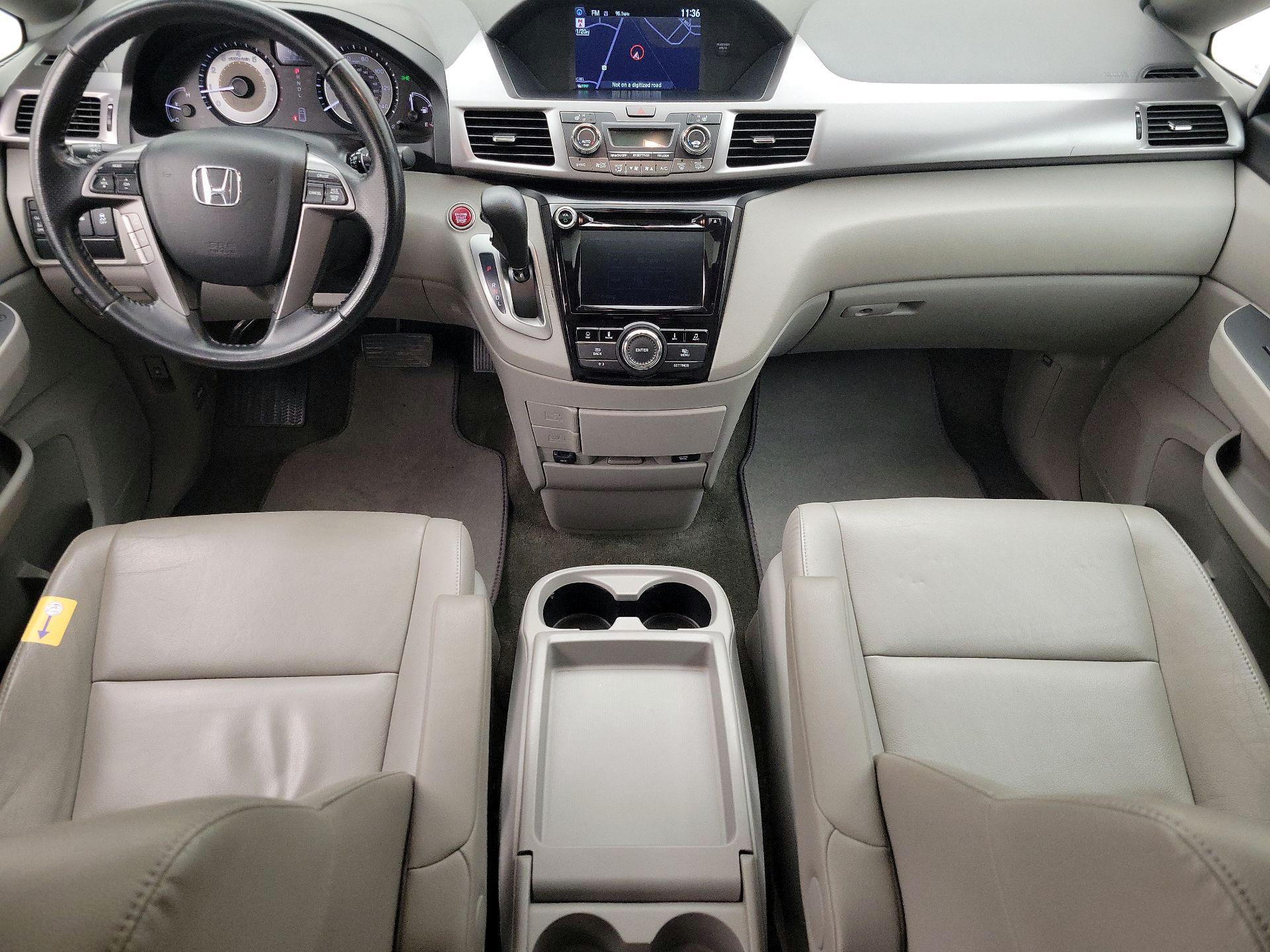 Thumbnail: 2015 Honda Odyssey - 9