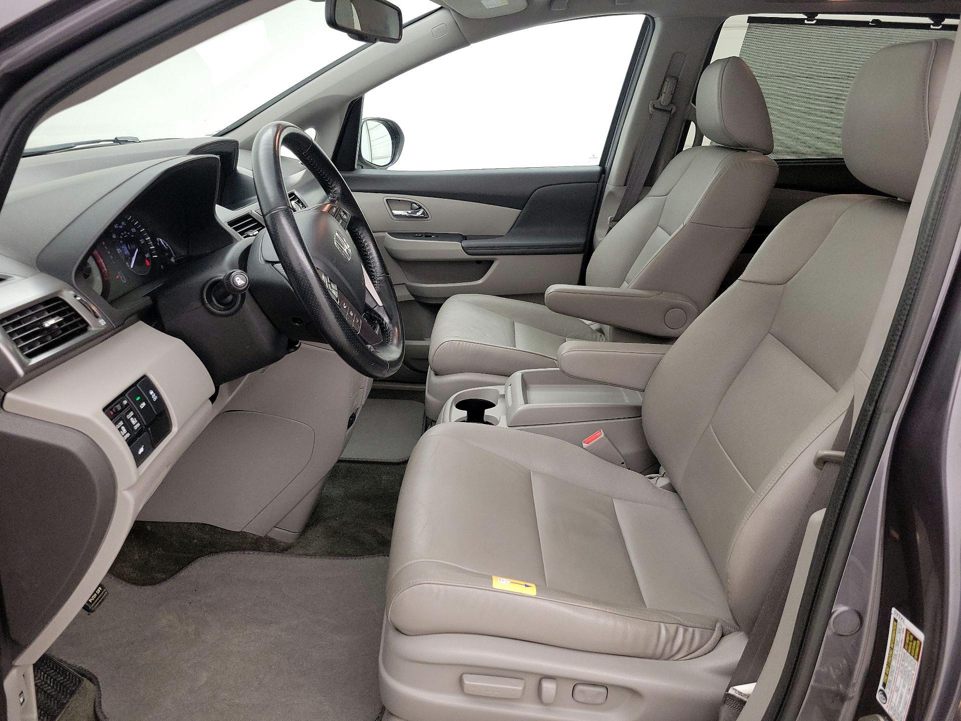 Thumbnail: 2015 Honda Odyssey - 11