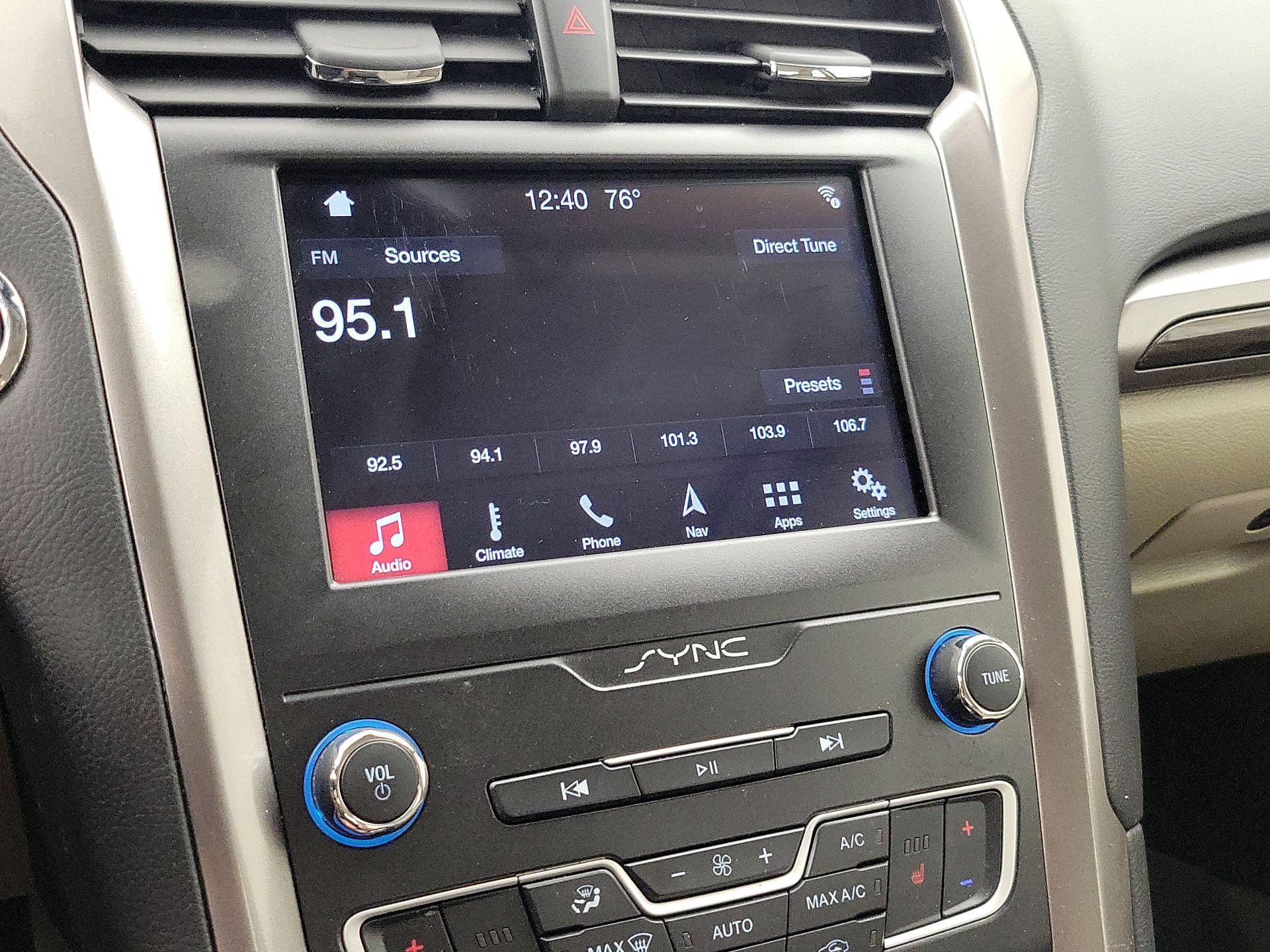 Thumbnail: 2019 Ford Fusion - 16