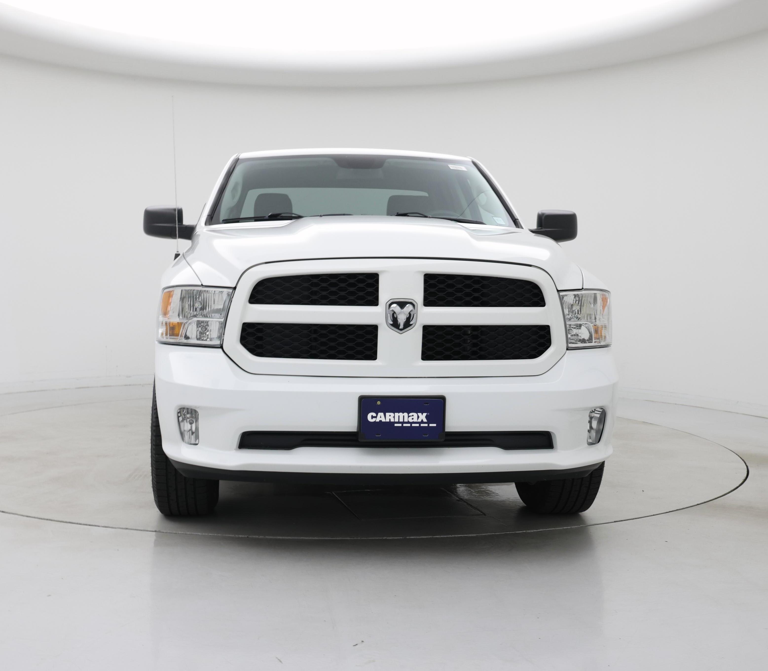 Thumbnail: 2019 RAM 1500 Classic - 5