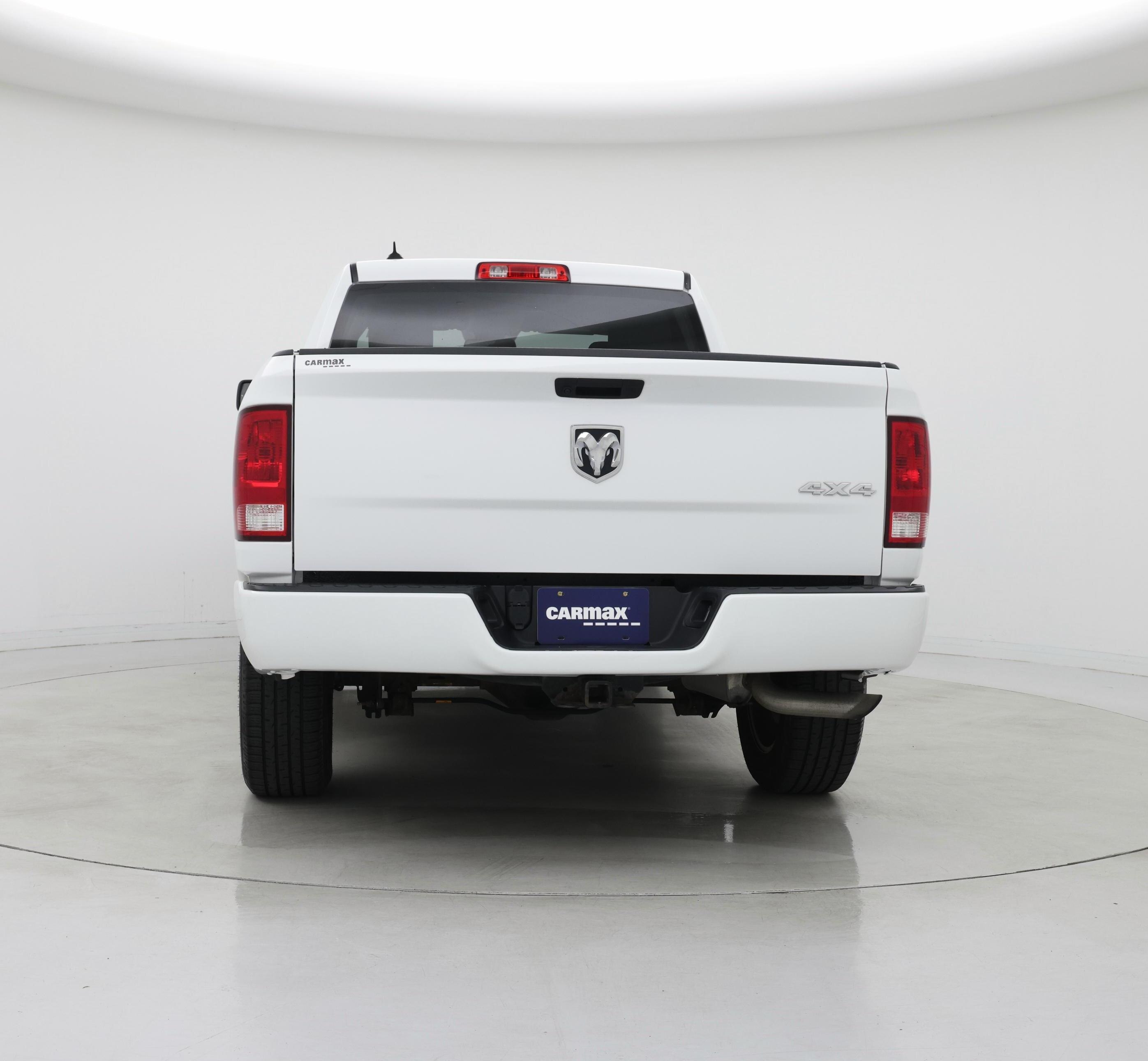 Thumbnail: 2019 RAM 1500 Classic - 6