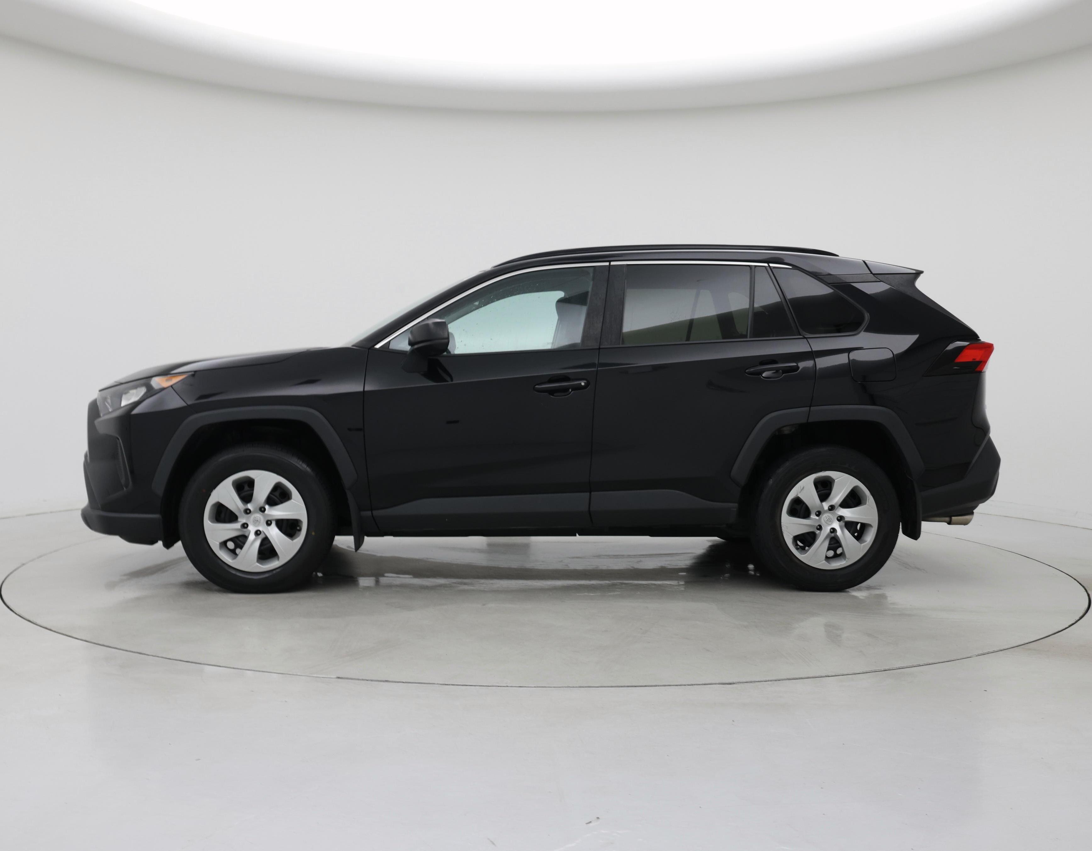 Thumbnail: 2019 Toyota RAV4 - 3