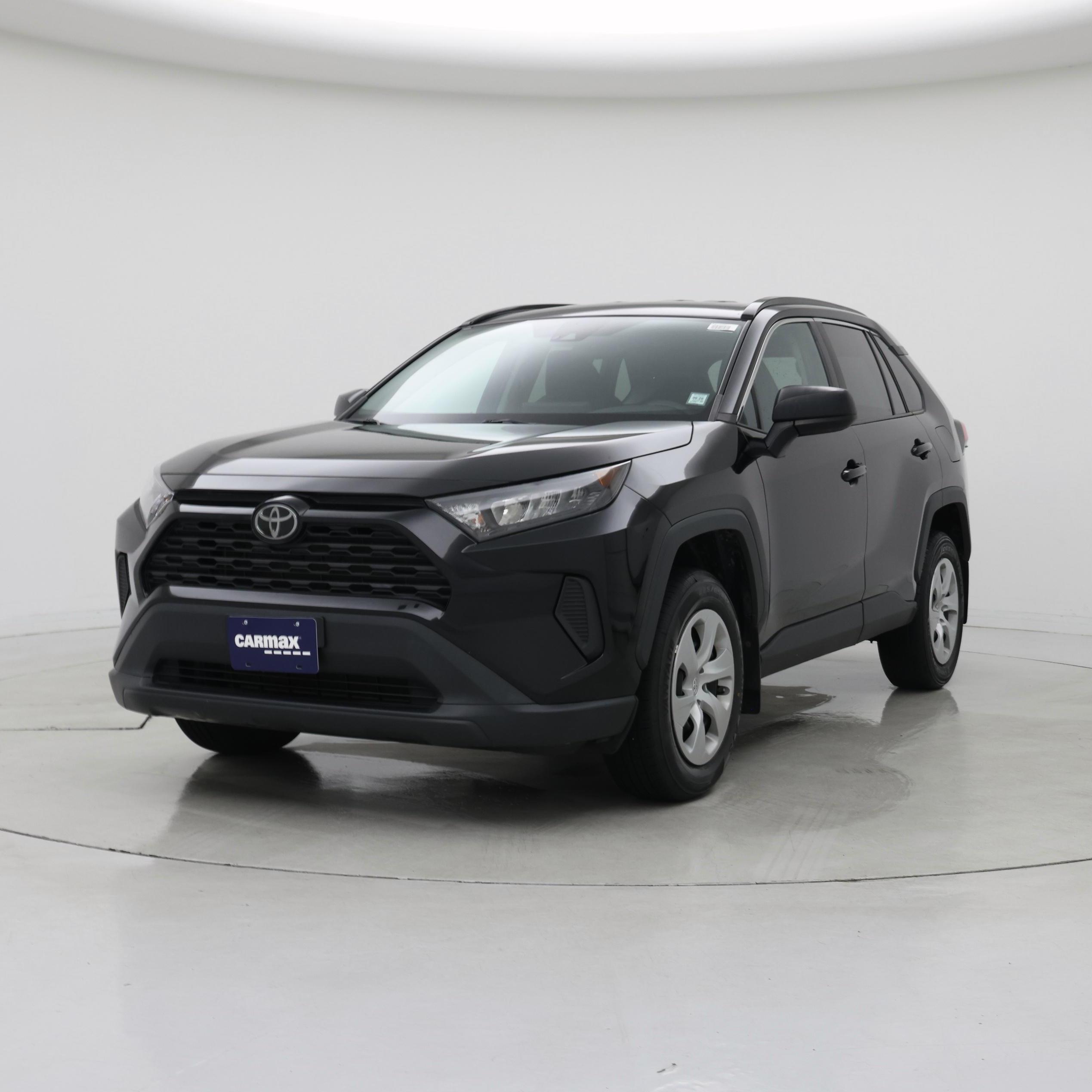 Thumbnail: 2019 Toyota RAV4 - 4