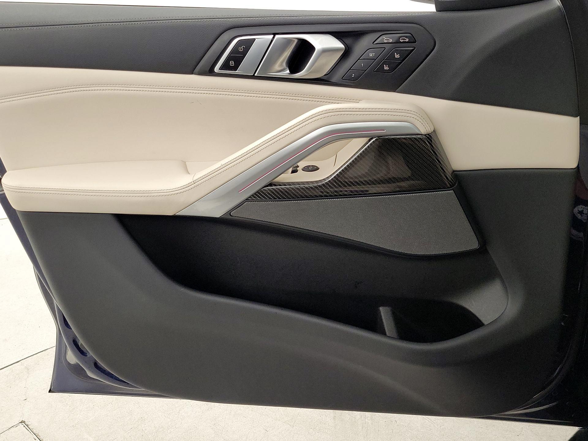 Thumbnail: 2022 BMW X6 - 12