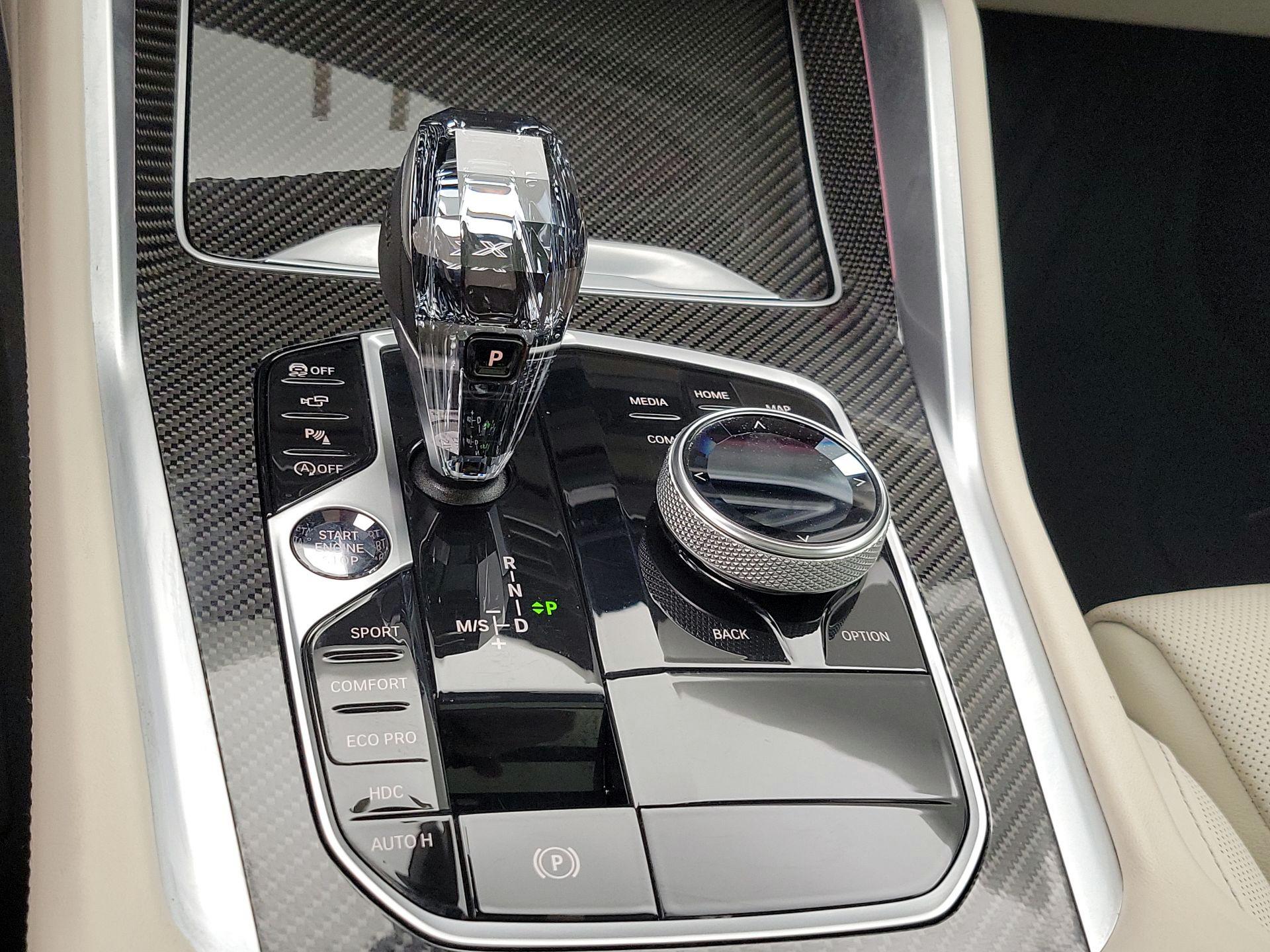 Thumbnail: 2022 BMW X6 - 18