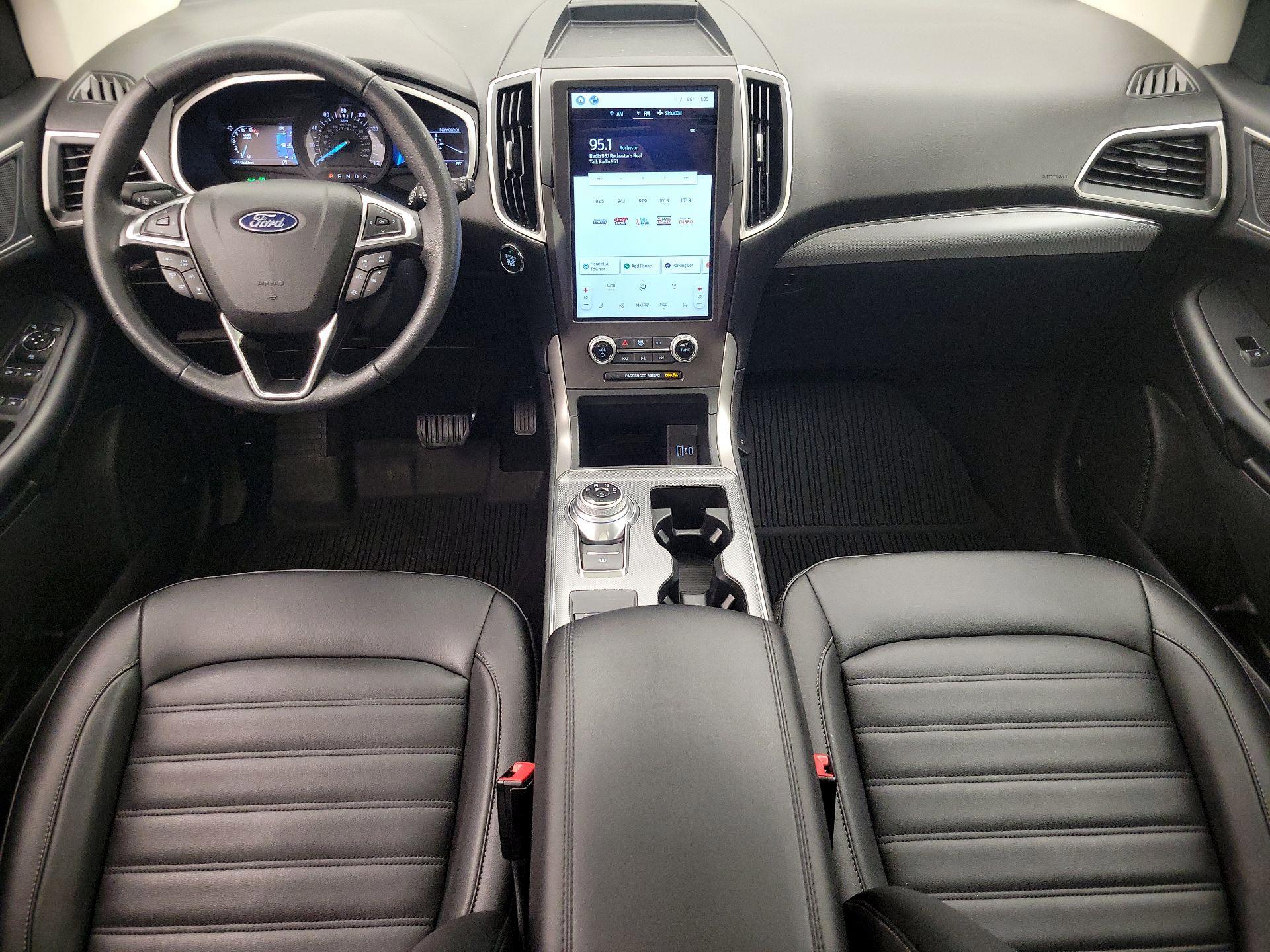 Thumbnail: 2021 Ford Edge - 9
