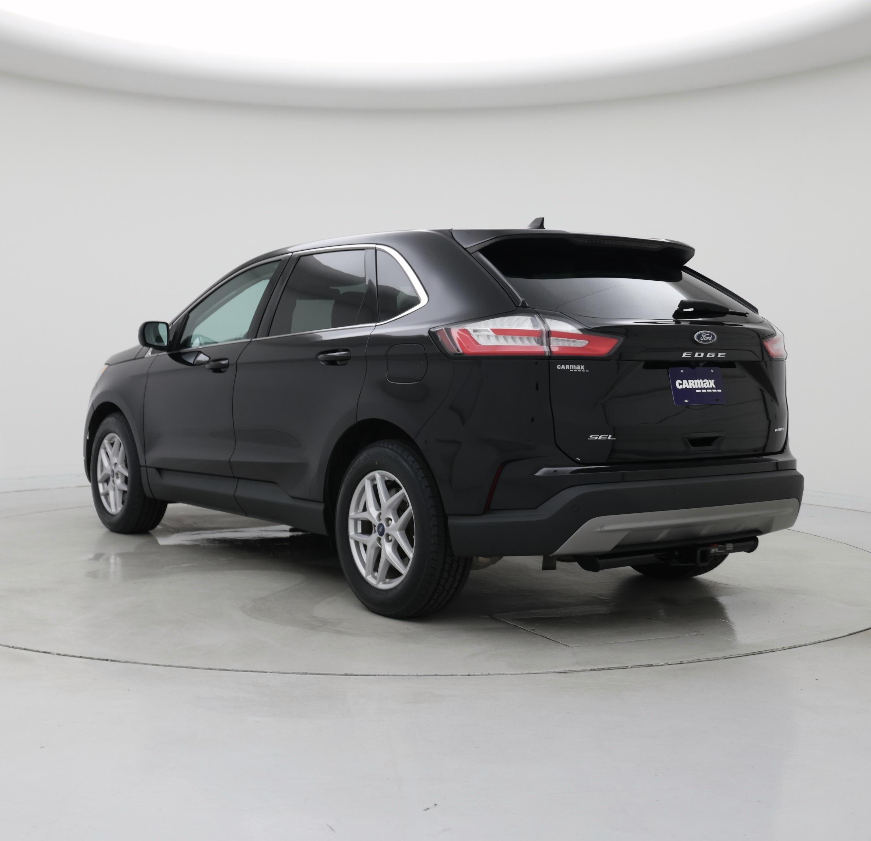 Thumbnail: 2021 Ford Edge - 2