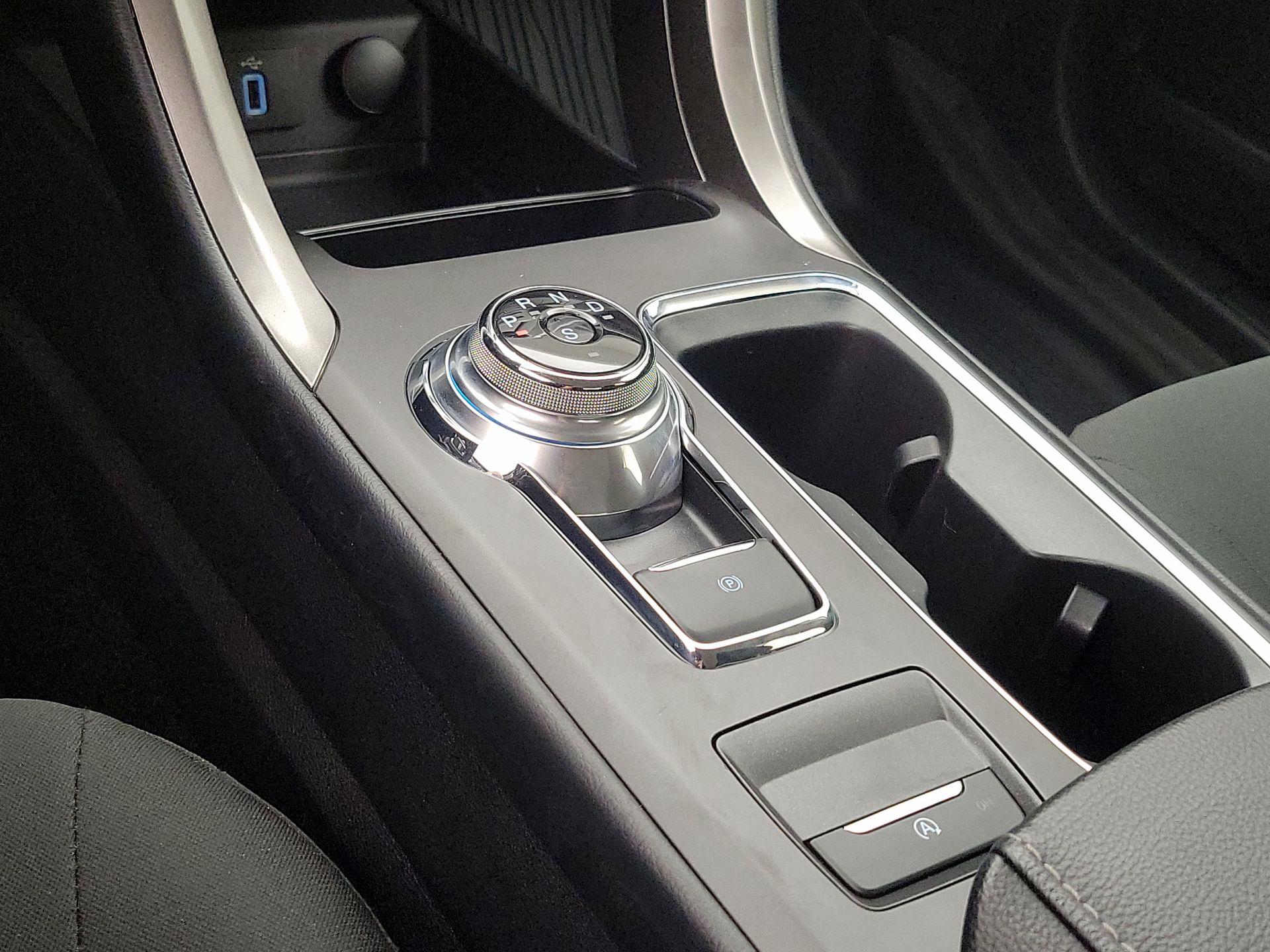 Thumbnail: 2018 Ford Fusion - 18
