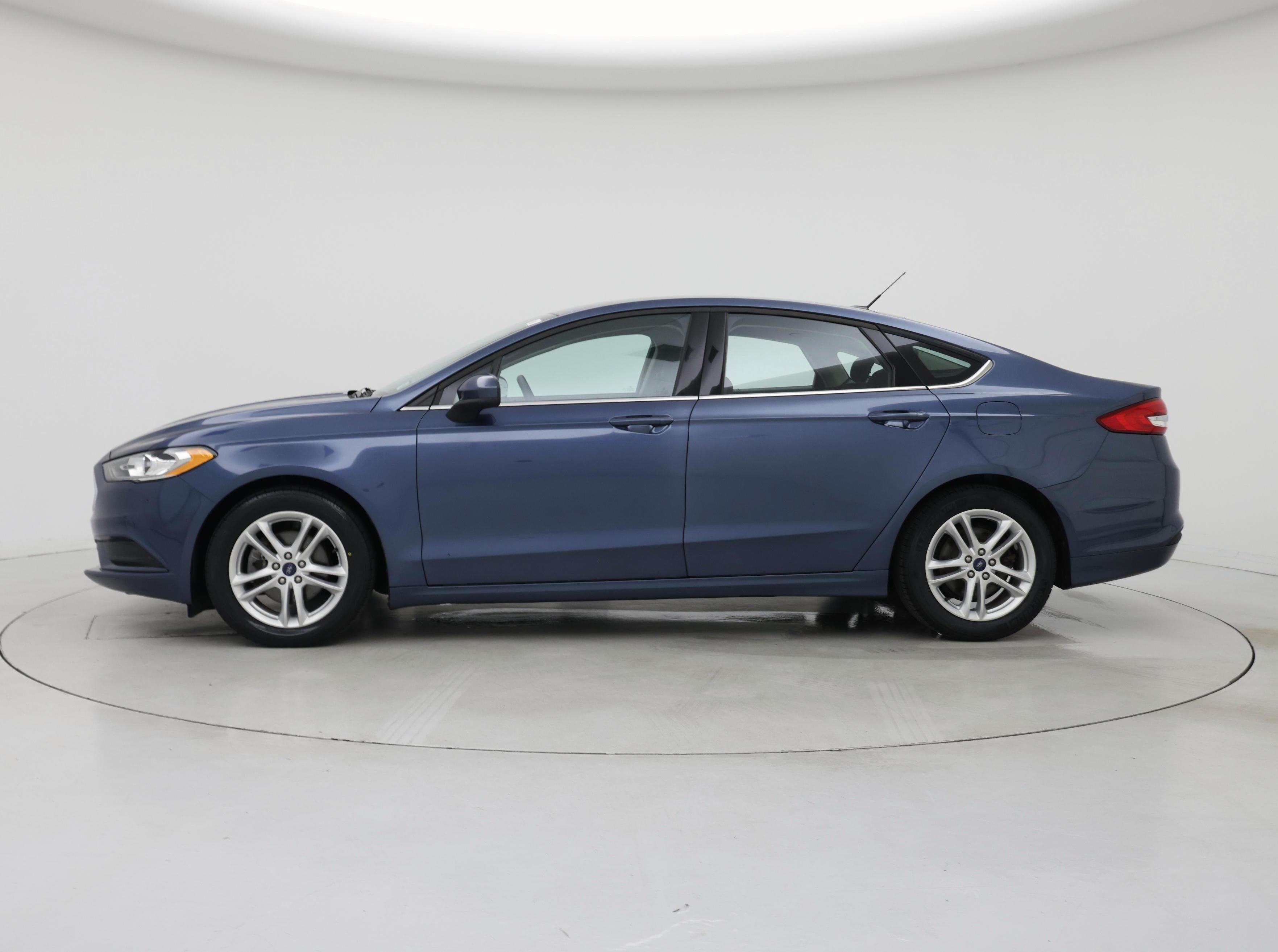 Thumbnail: 2018 Ford Fusion - 3