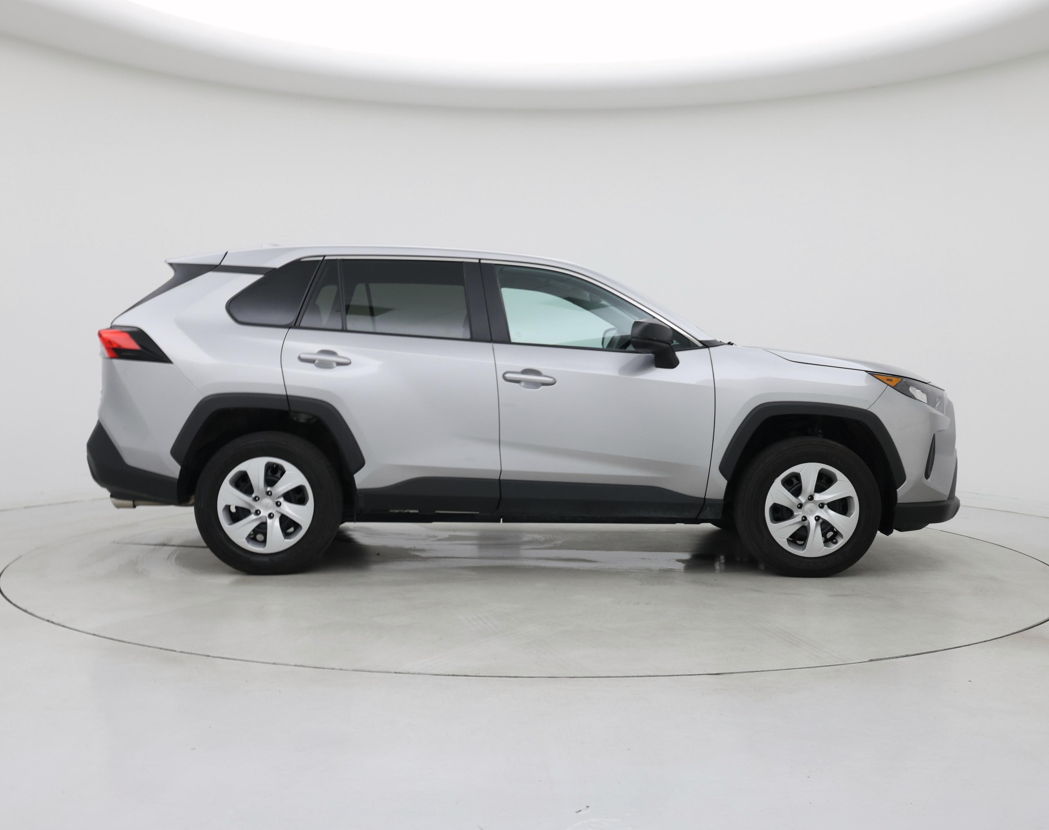 Thumbnail: 2022 Toyota RAV4 - 7