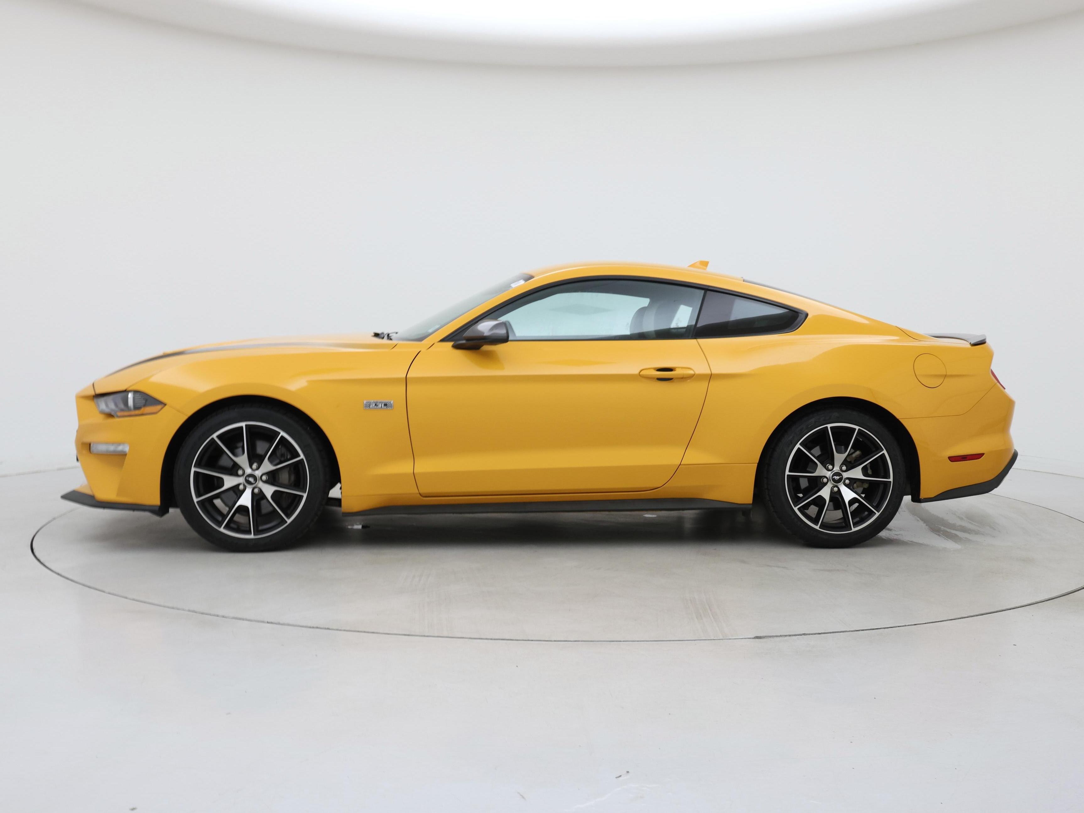 Thumbnail: 2022 Ford Mustang - 3