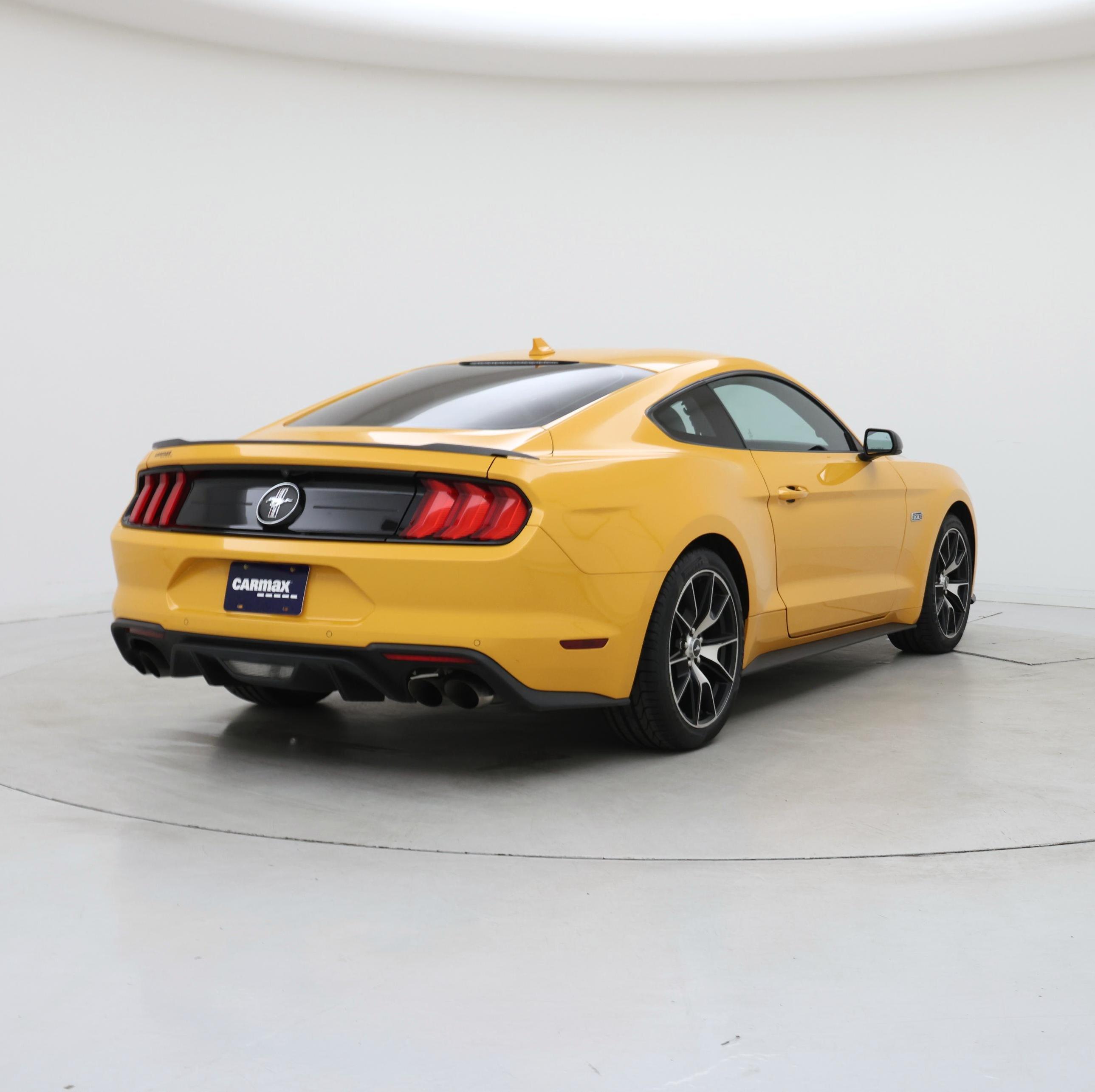 Thumbnail: 2022 Ford Mustang - 8