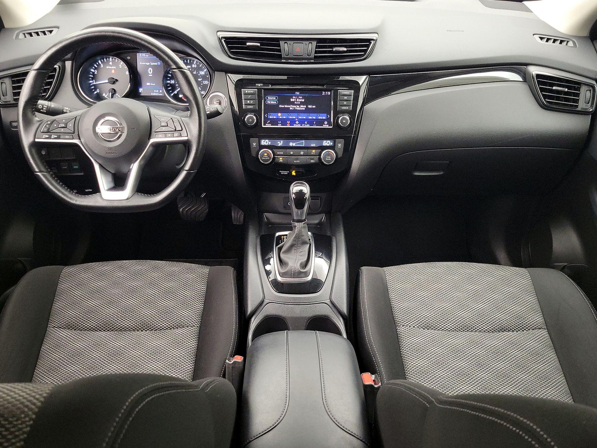Thumbnail: 2020 Nissan Rogue Sport - 9