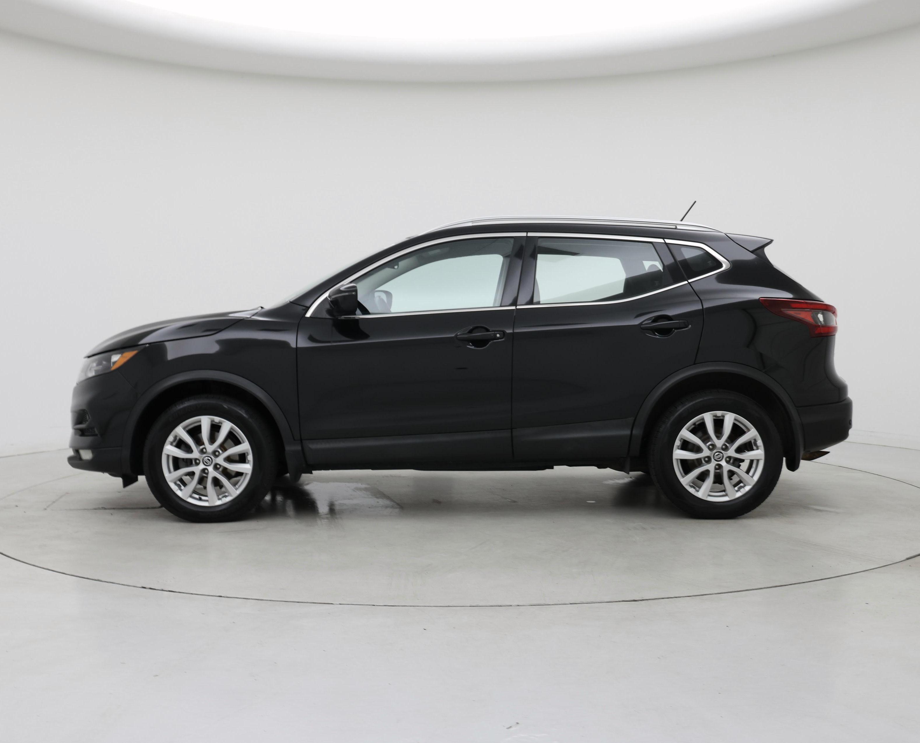 Thumbnail: 2020 Nissan Rogue Sport - 3