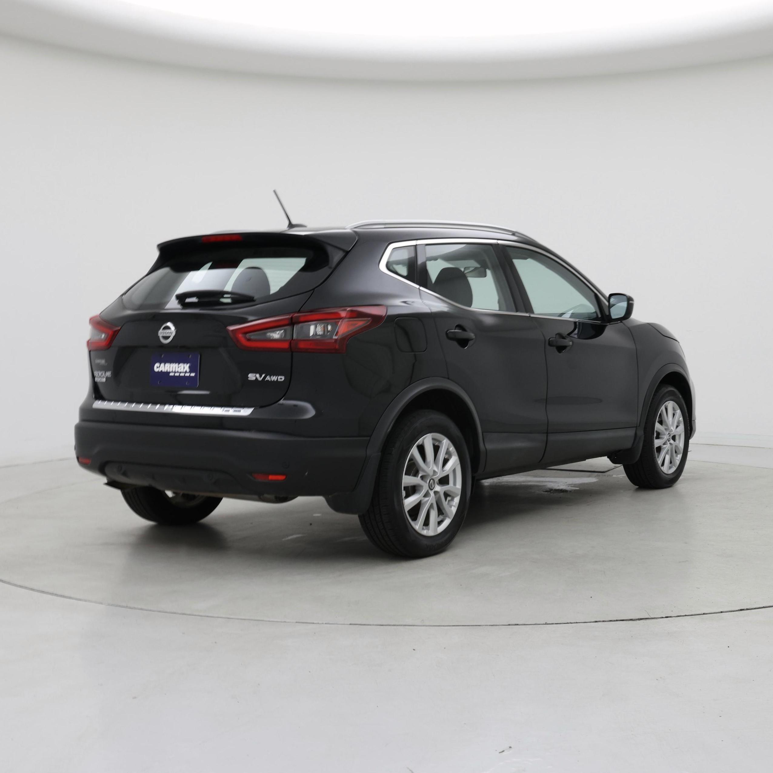 Thumbnail: 2020 Nissan Rogue Sport - 8