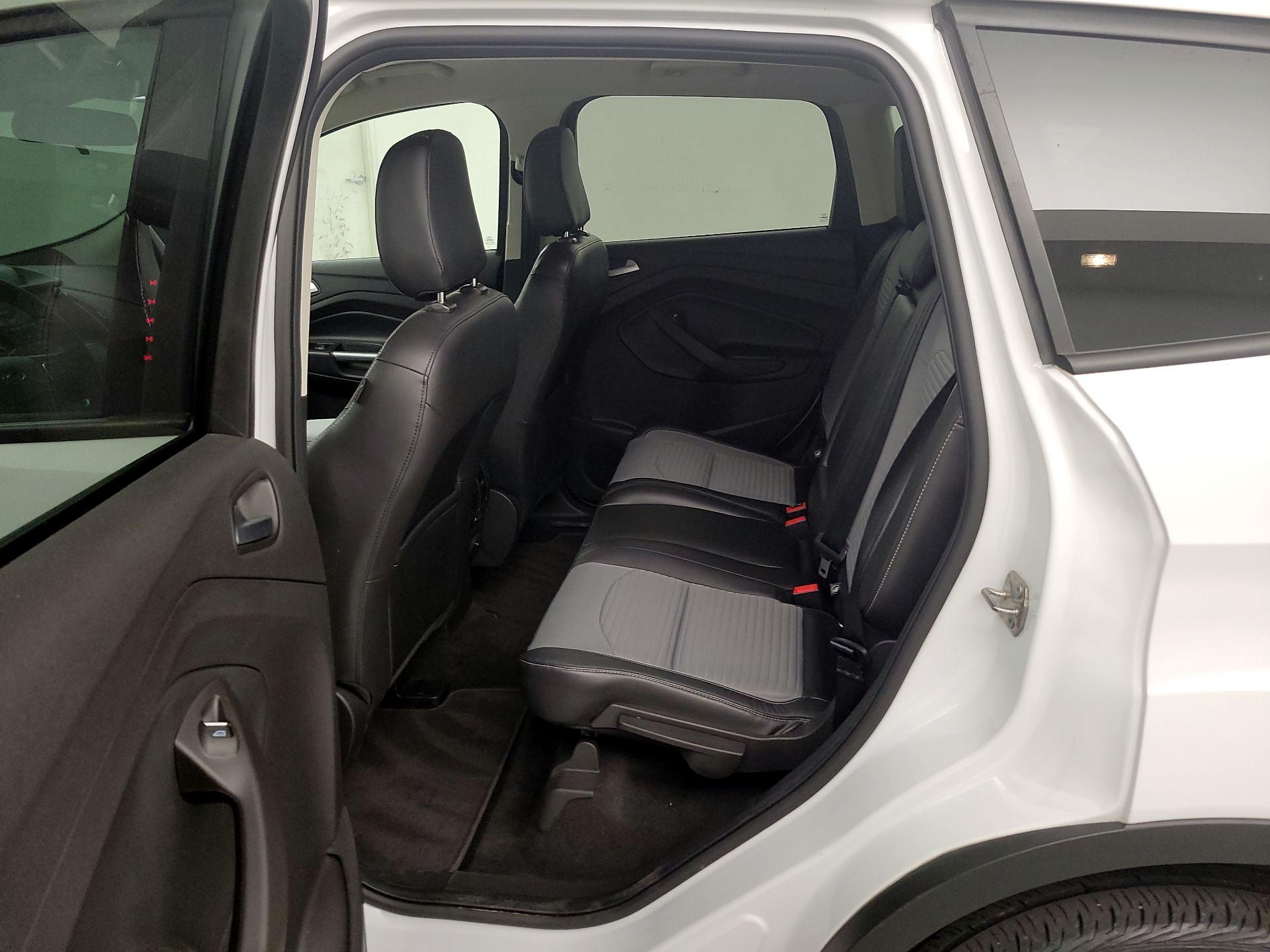 Thumbnail: 2019 Ford Escape - 19
