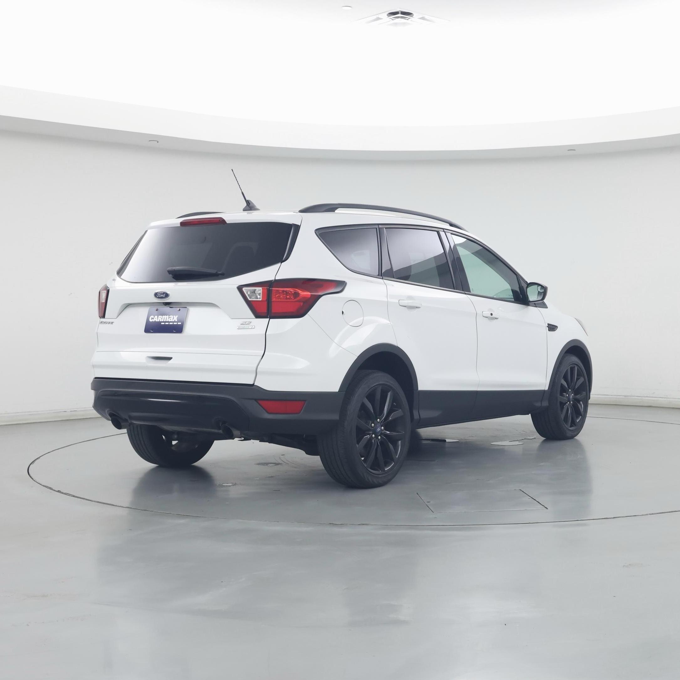 Thumbnail: 2019 Ford Escape - 8