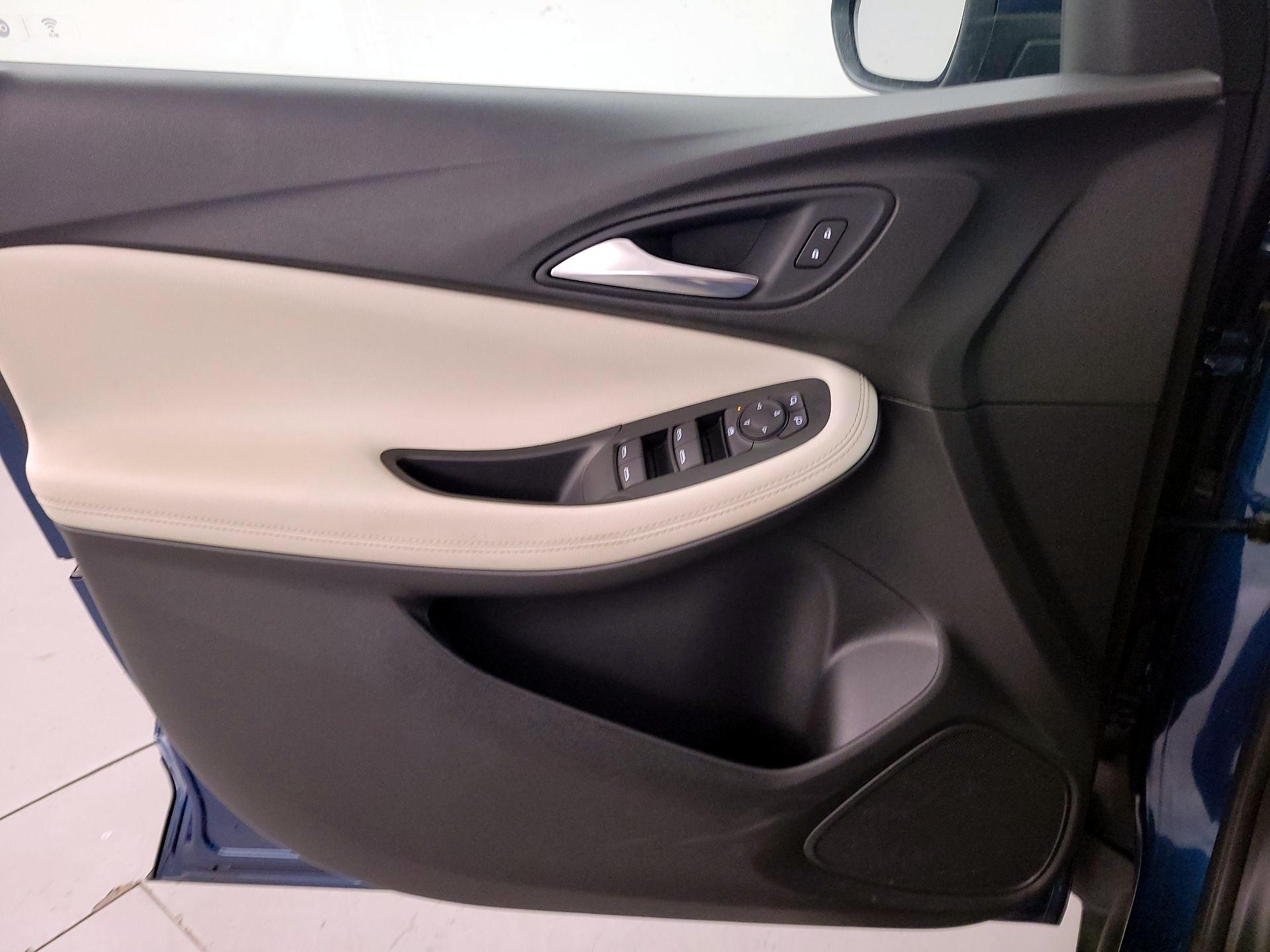 Thumbnail: 2021 Buick Encore GX - 12