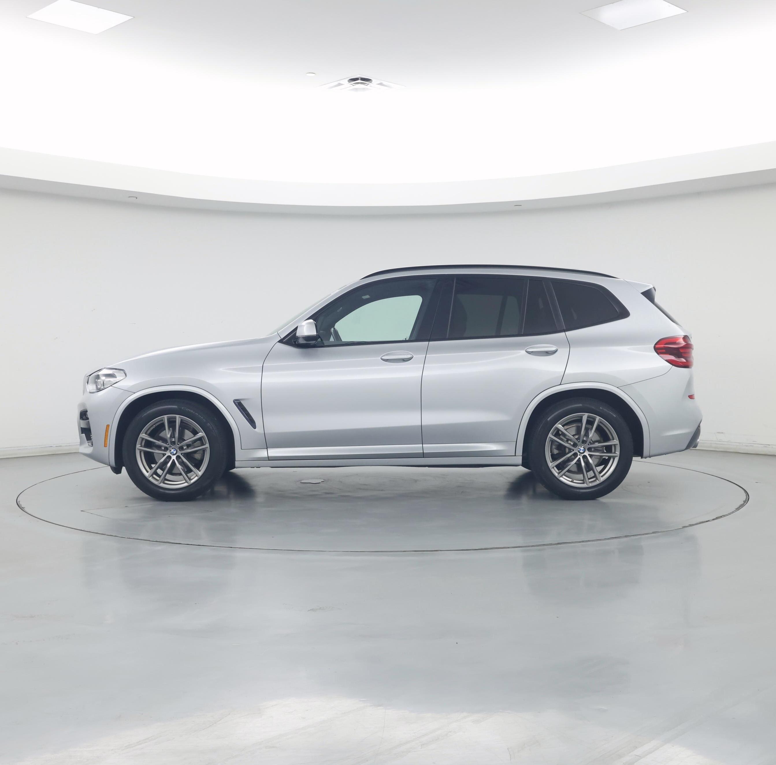 Thumbnail: 2021 BMW X3 - 3