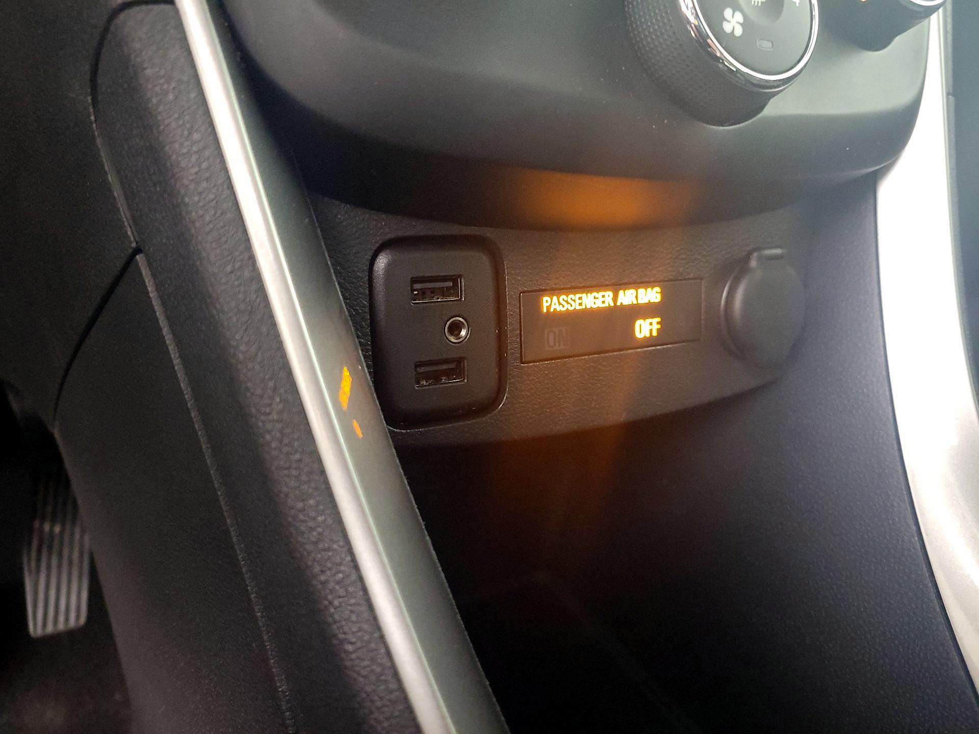 Thumbnail: 2020 Chevrolet Trax - 18