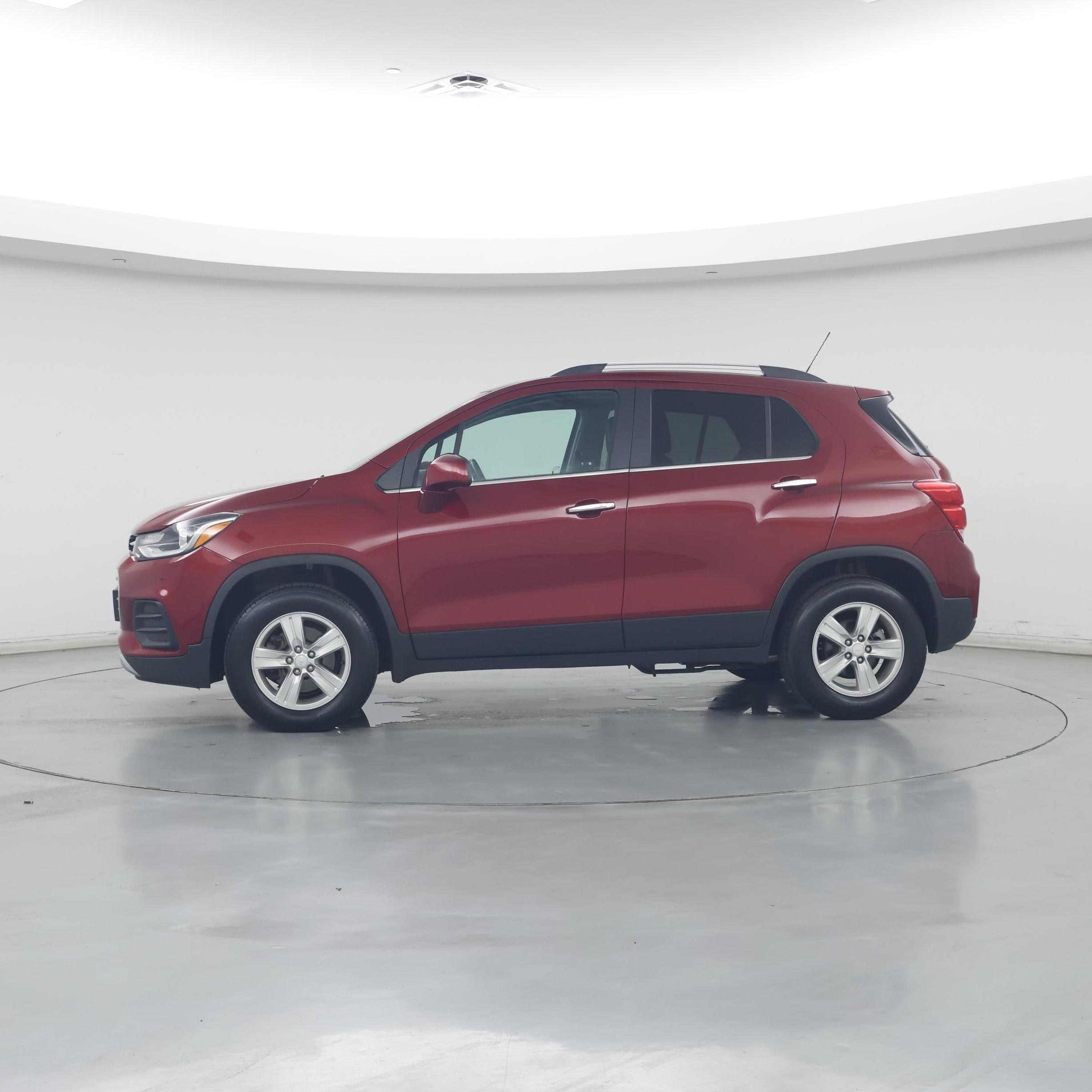 Thumbnail: 2020 Chevrolet Trax - 3