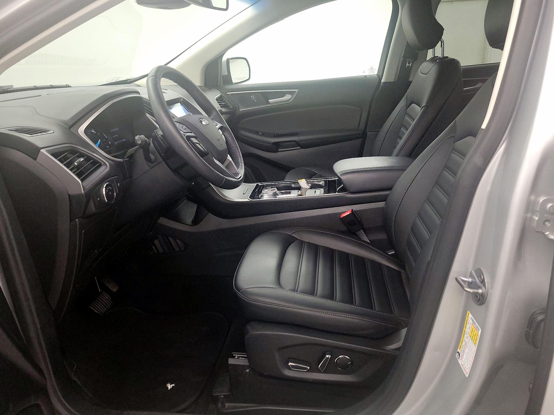 Thumbnail: 2019 Ford Edge - 11
