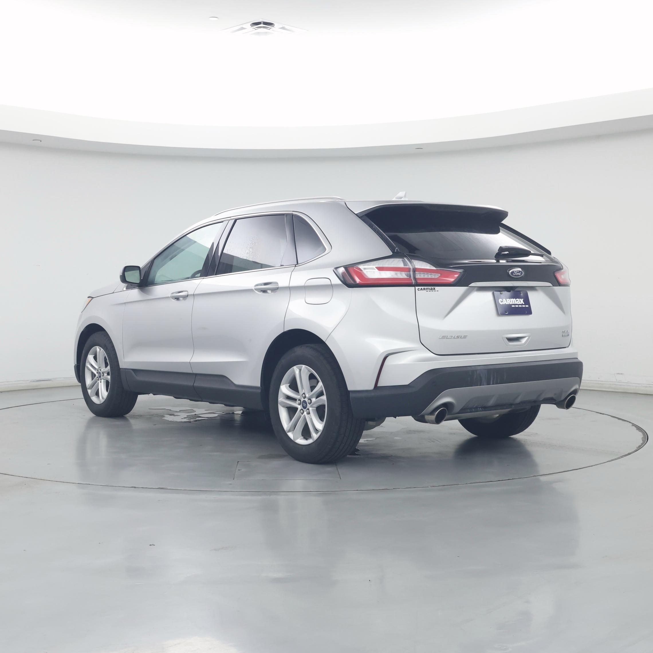 Thumbnail: 2019 Ford Edge - 2