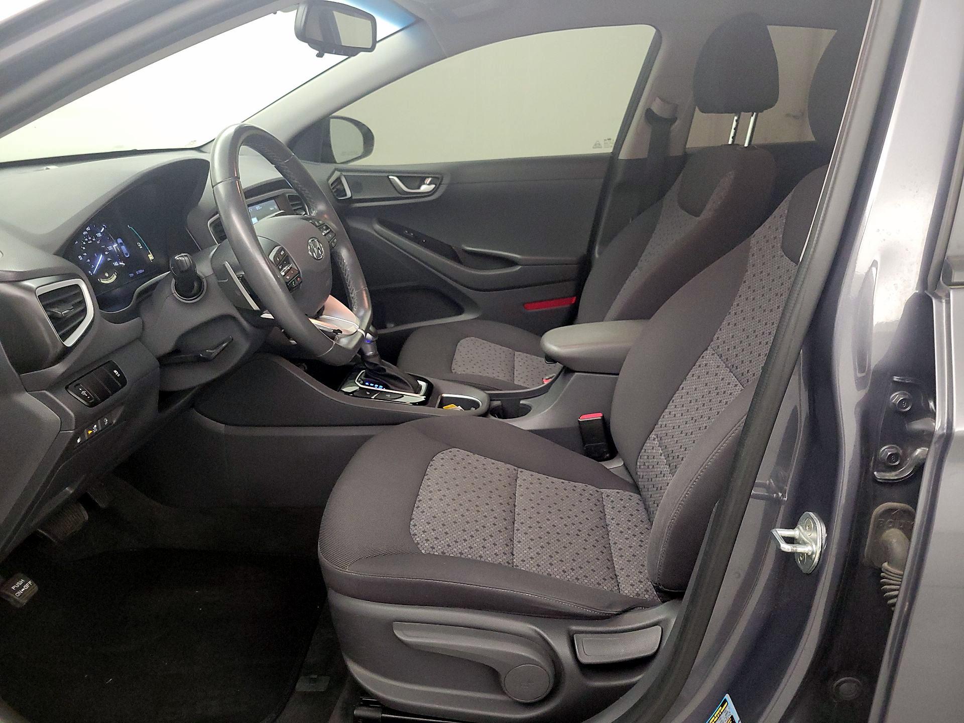 Thumbnail: 2019 Hyundai Ioniq - 11