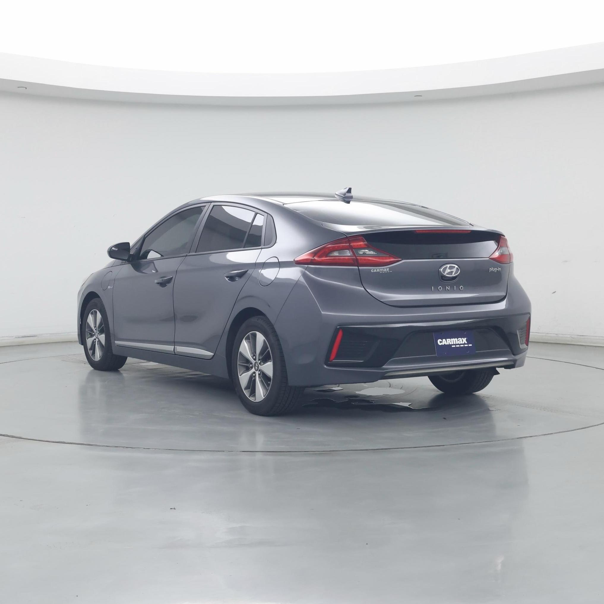 Thumbnail: 2019 Hyundai Ioniq - 2