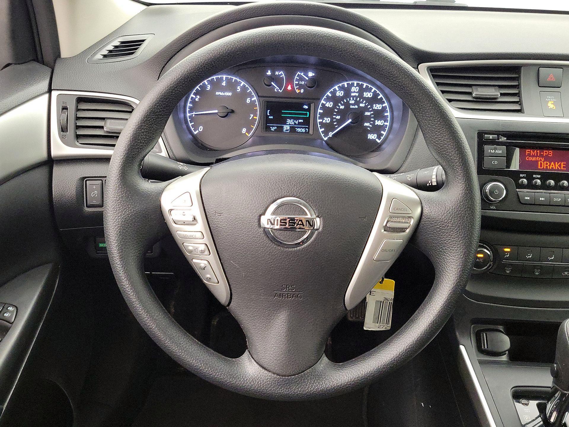 Thumbnail: 2017 Nissan Sentra - 10