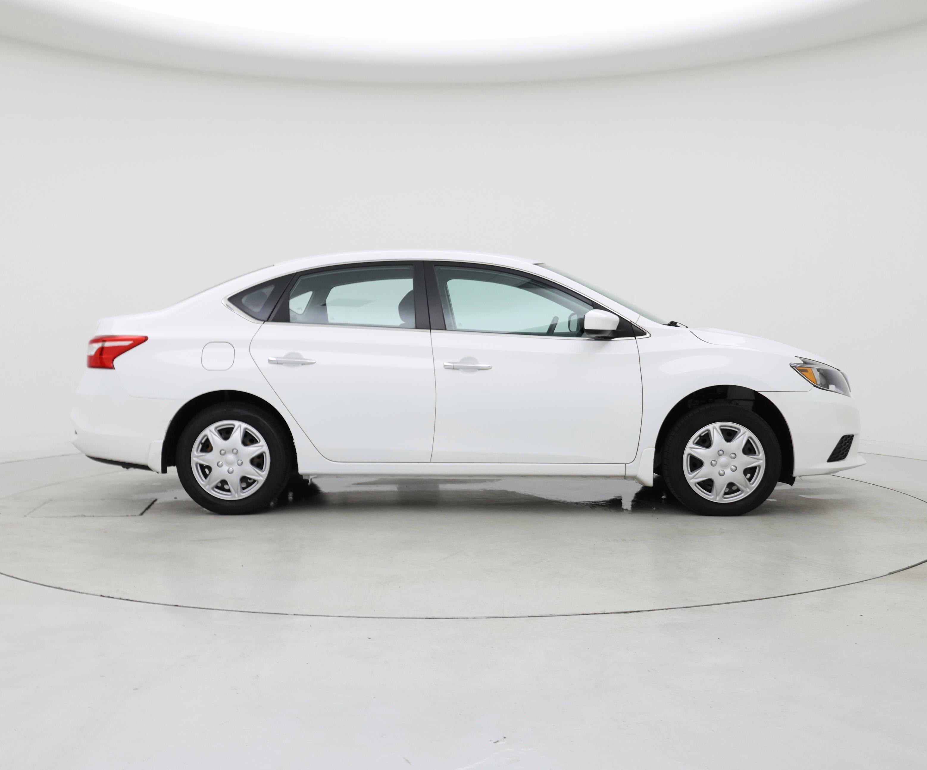 Thumbnail: 2017 Nissan Sentra - 7