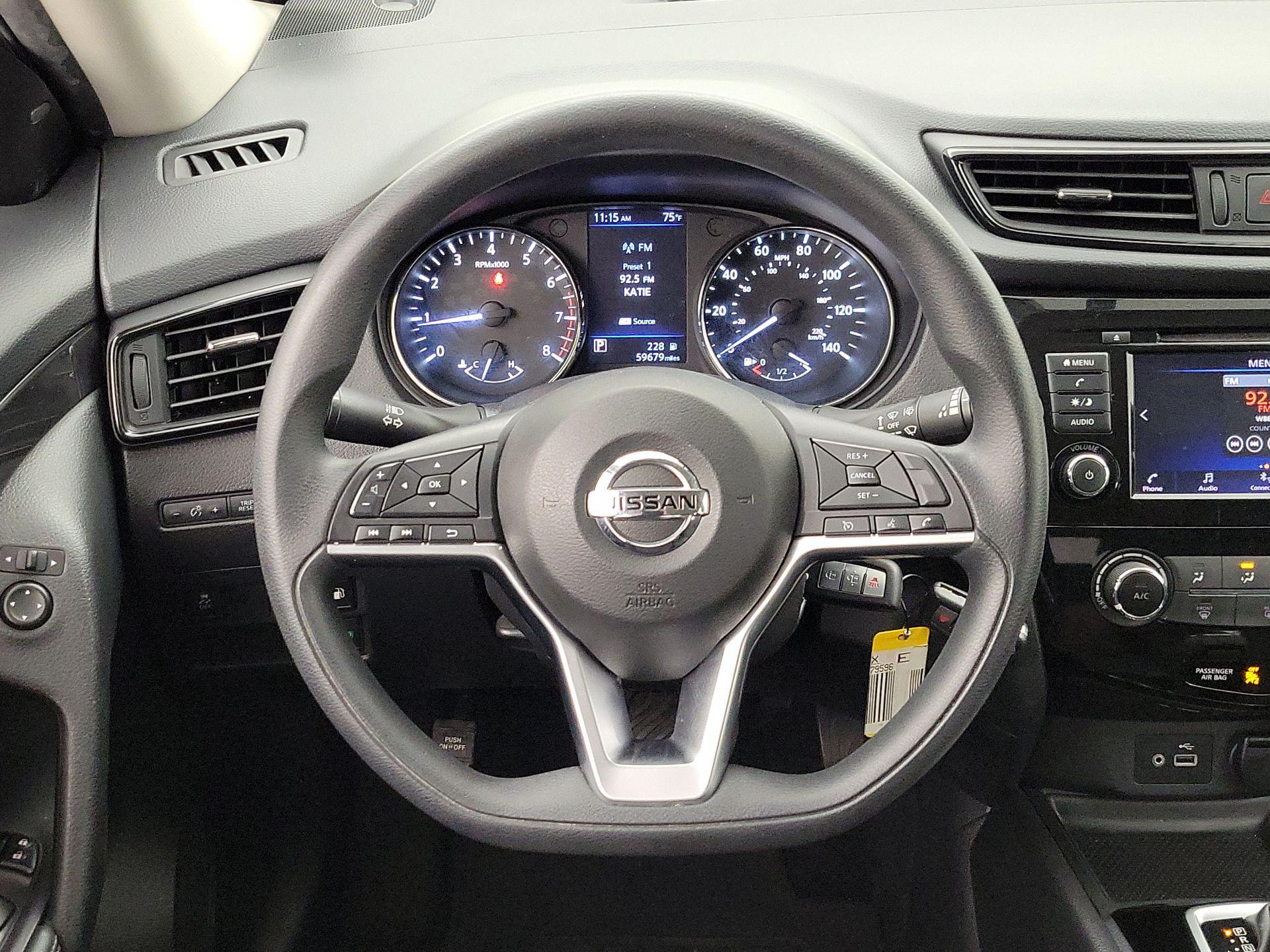 Thumbnail: 2018 Nissan Rogue - 10