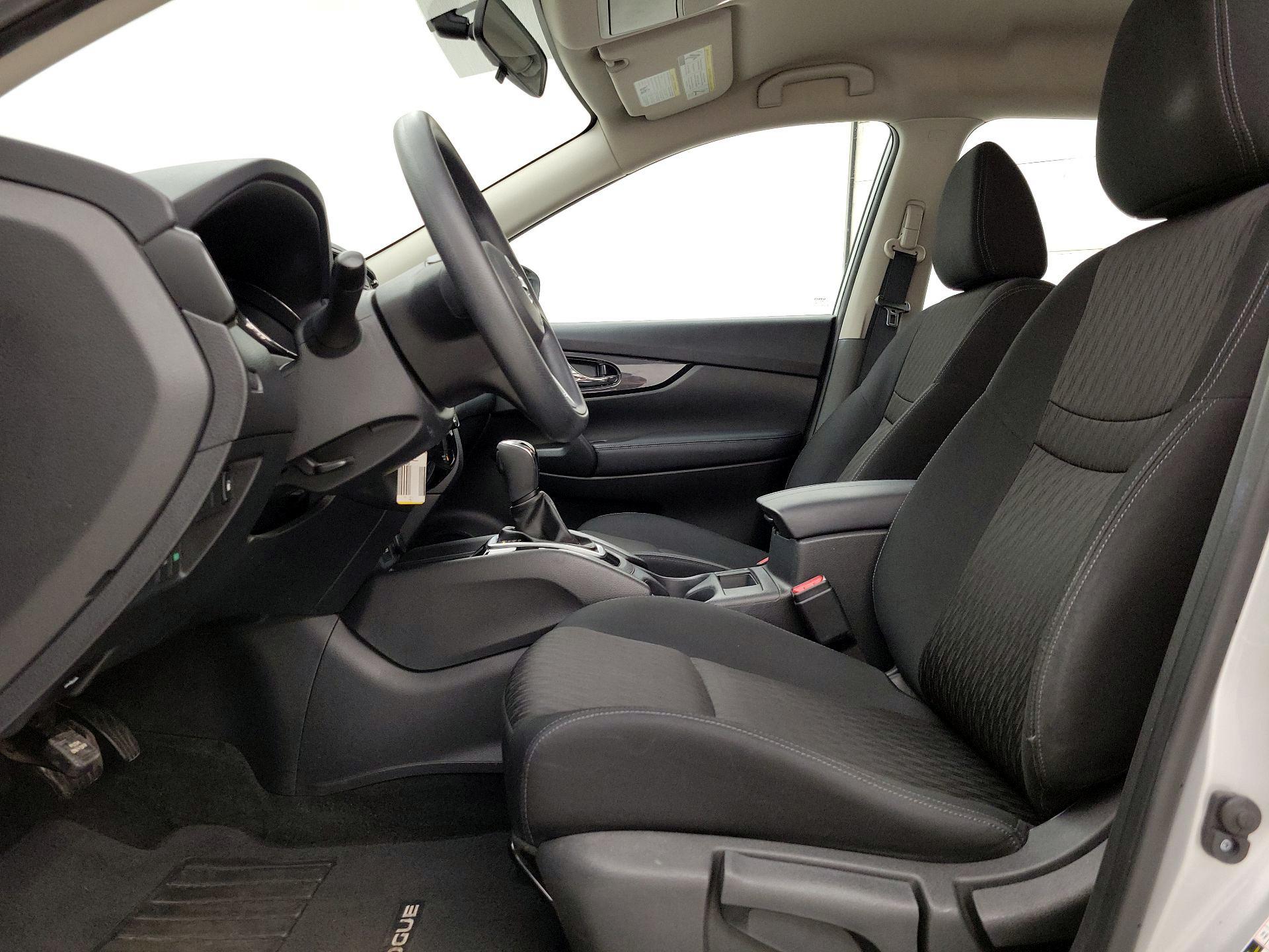 Thumbnail: 2018 Nissan Rogue - 11