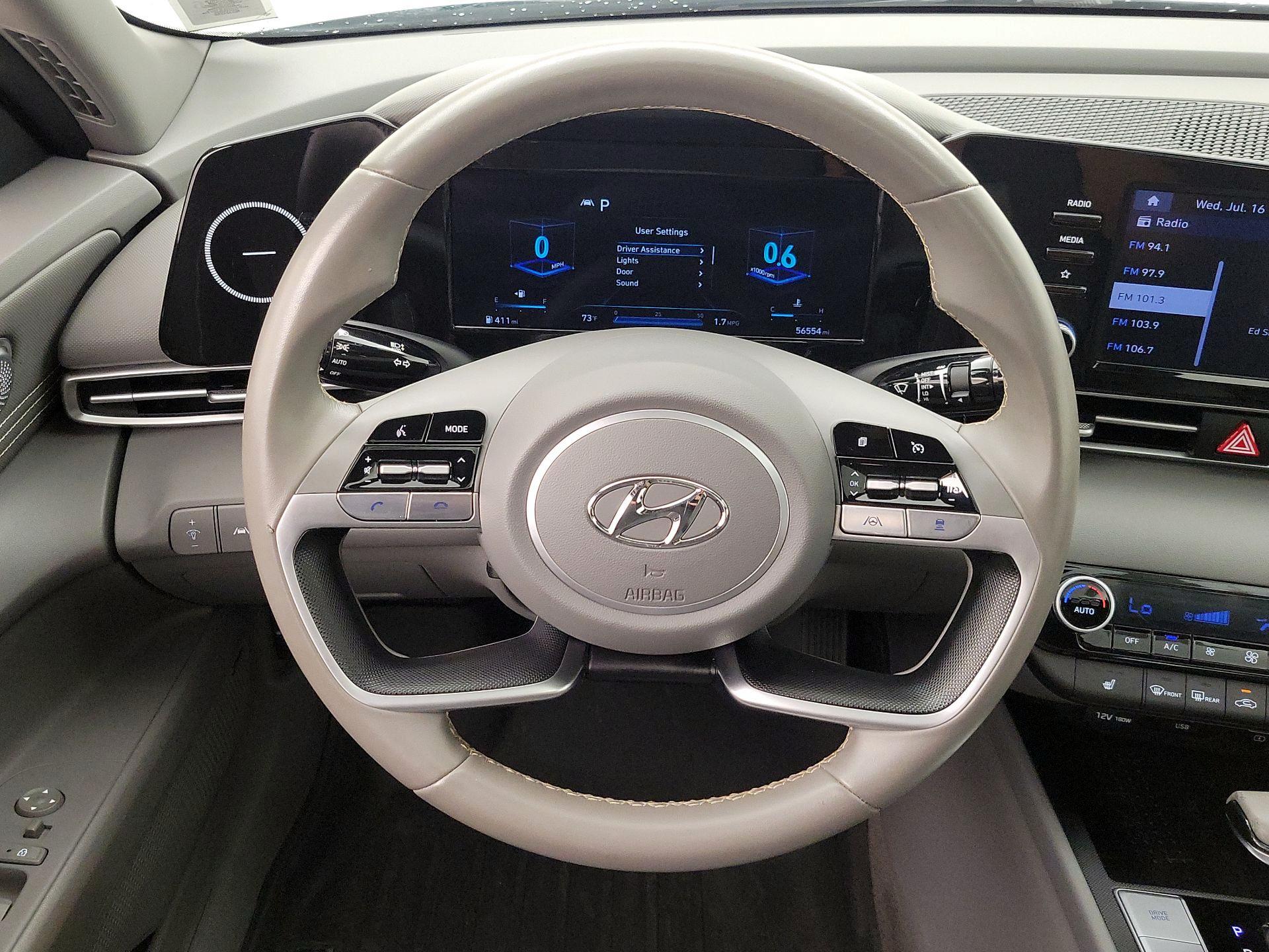 Thumbnail: 2022 Hyundai Elantra - 10
