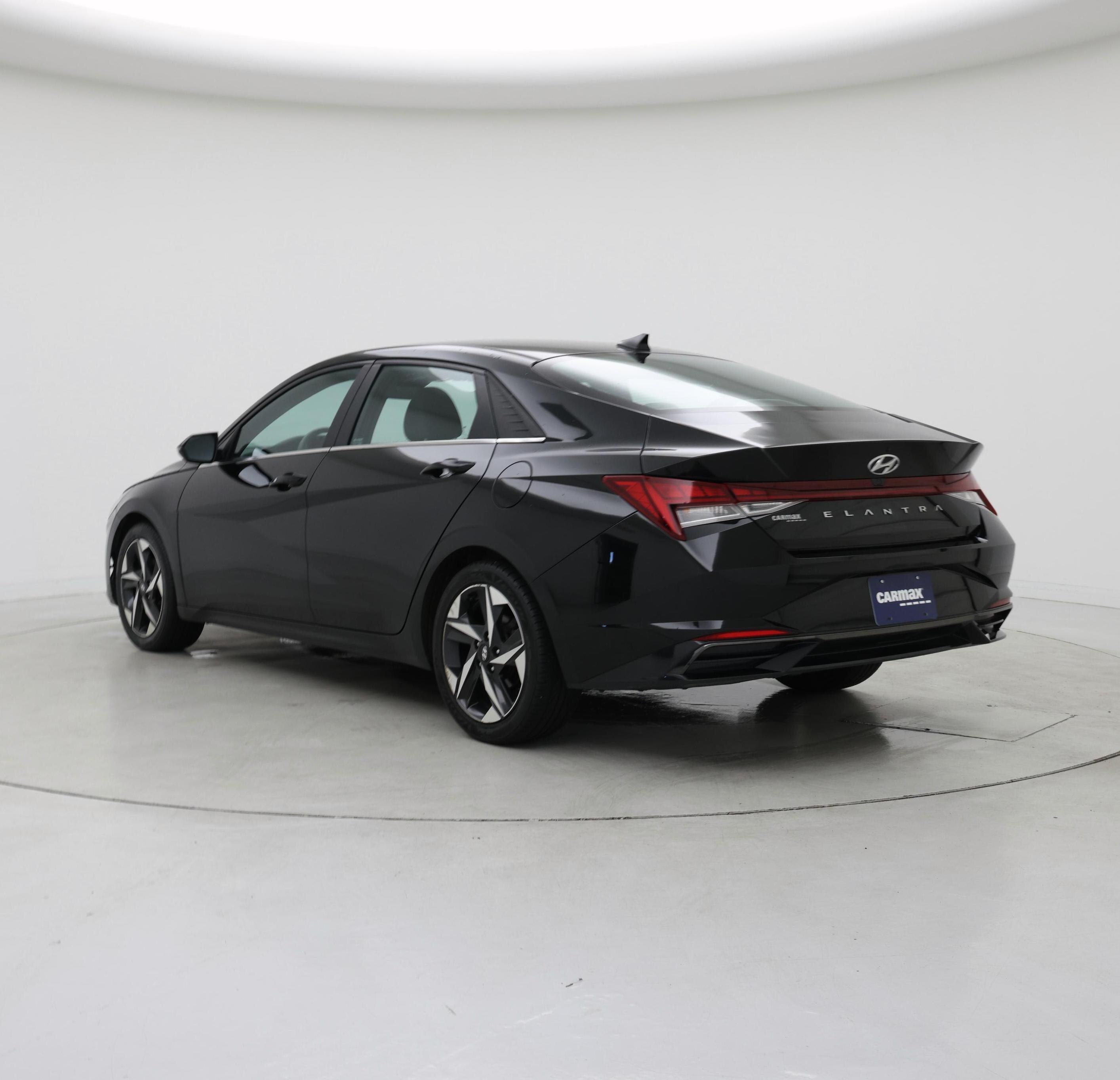 Thumbnail: 2022 Hyundai Elantra - 2