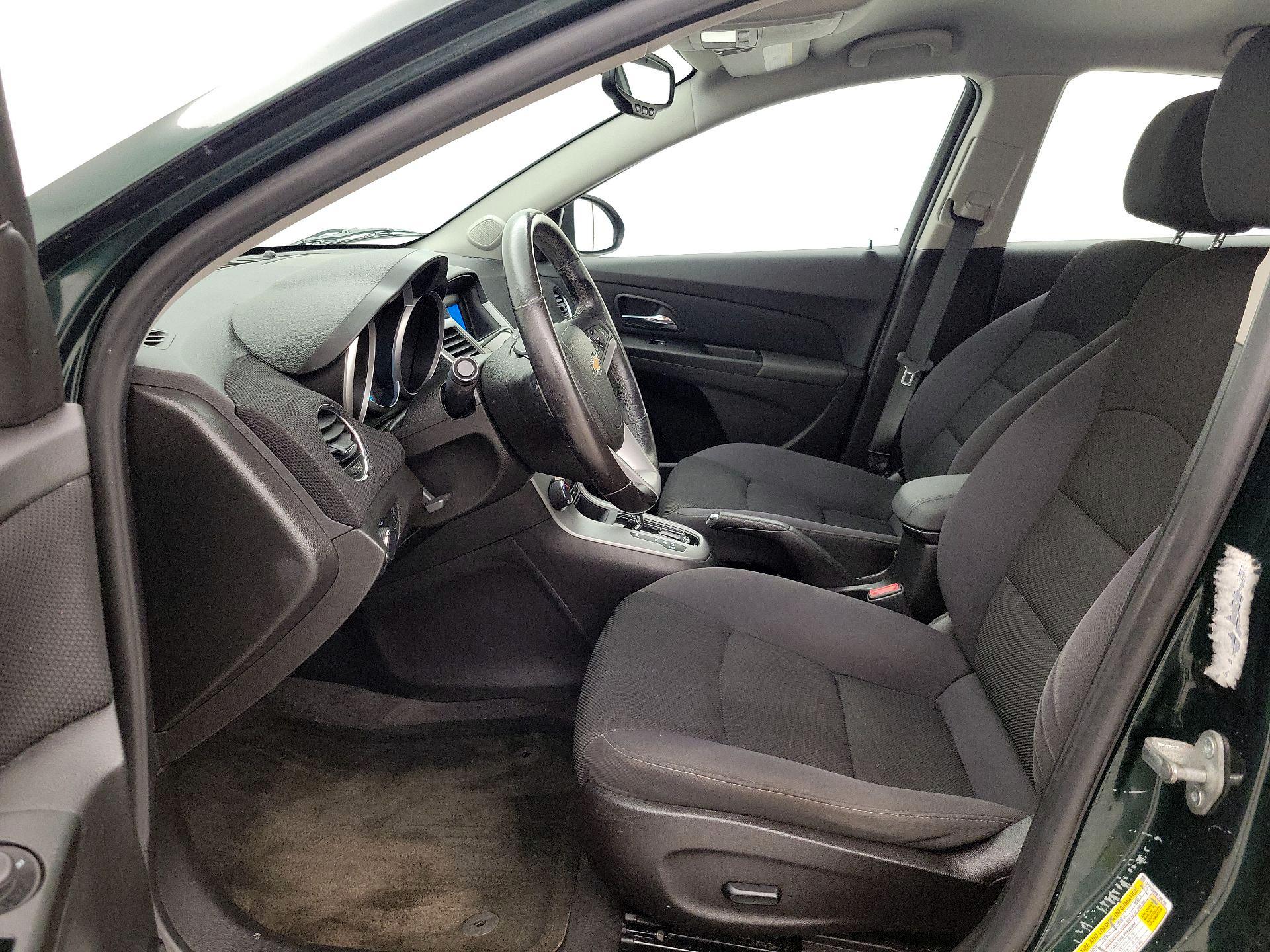 Thumbnail: 2014 Chevrolet Cruze - 11