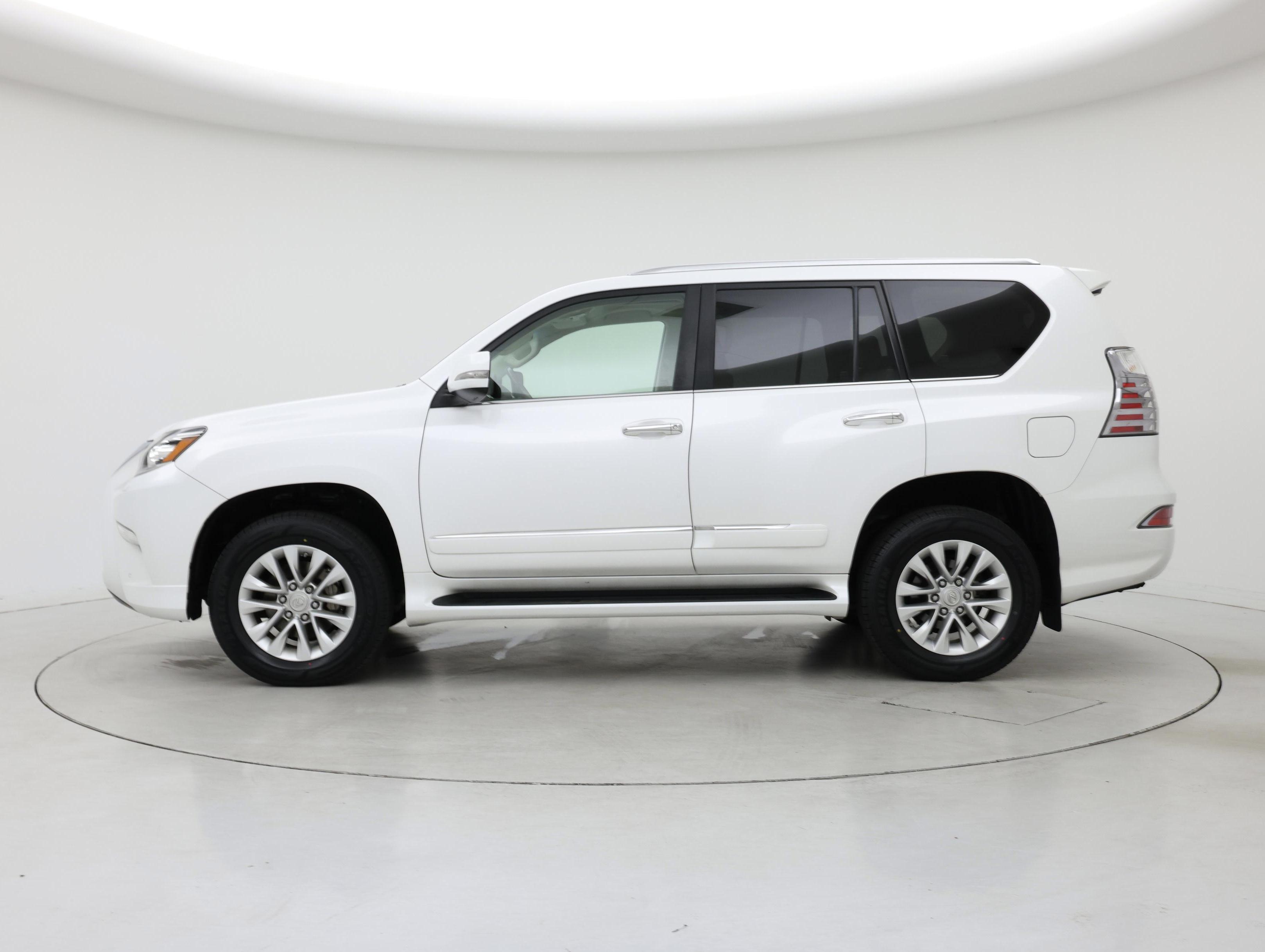 Thumbnail: 2017 Lexus GX - 3