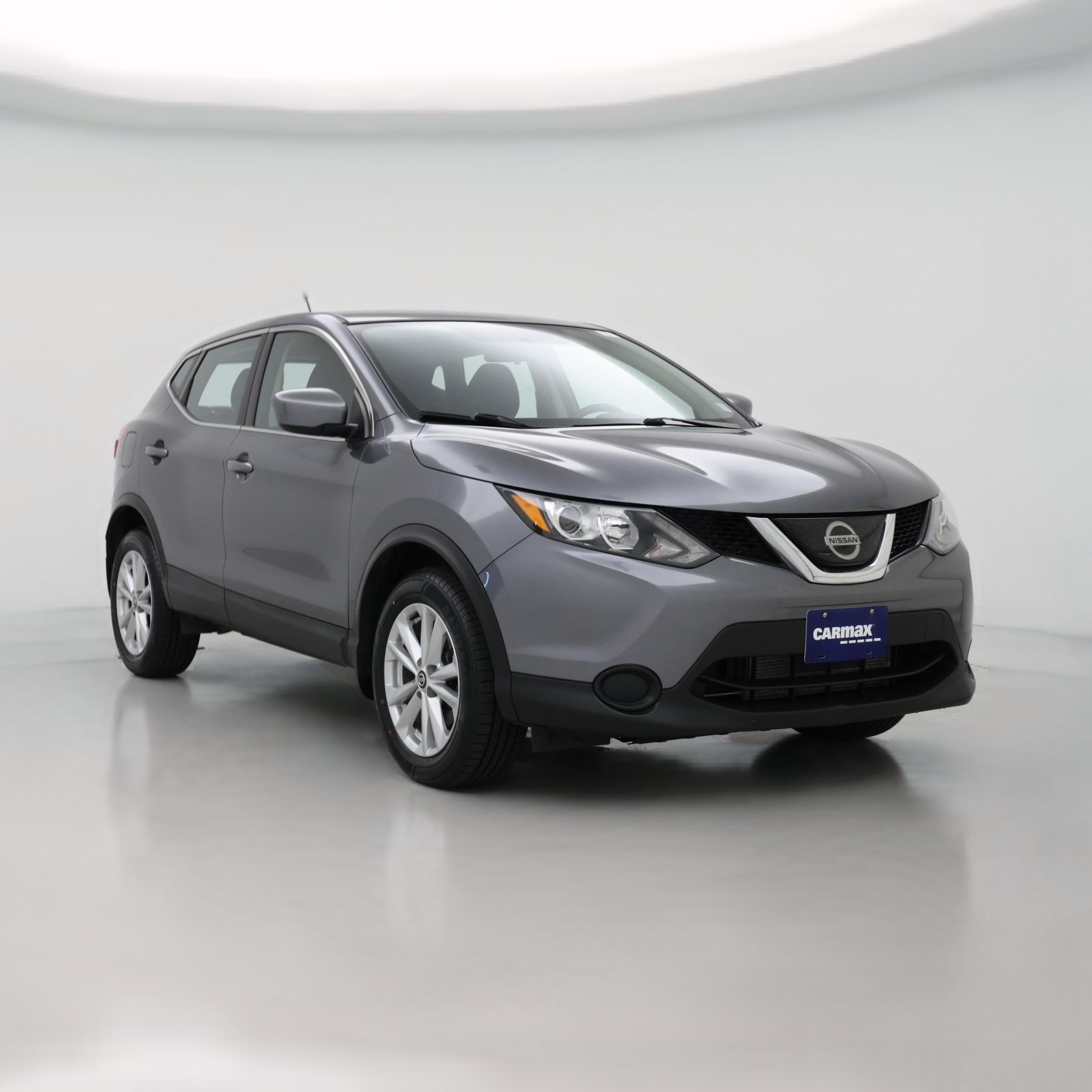 Thumbnail: 2019 Nissan Rogue Sport - 1