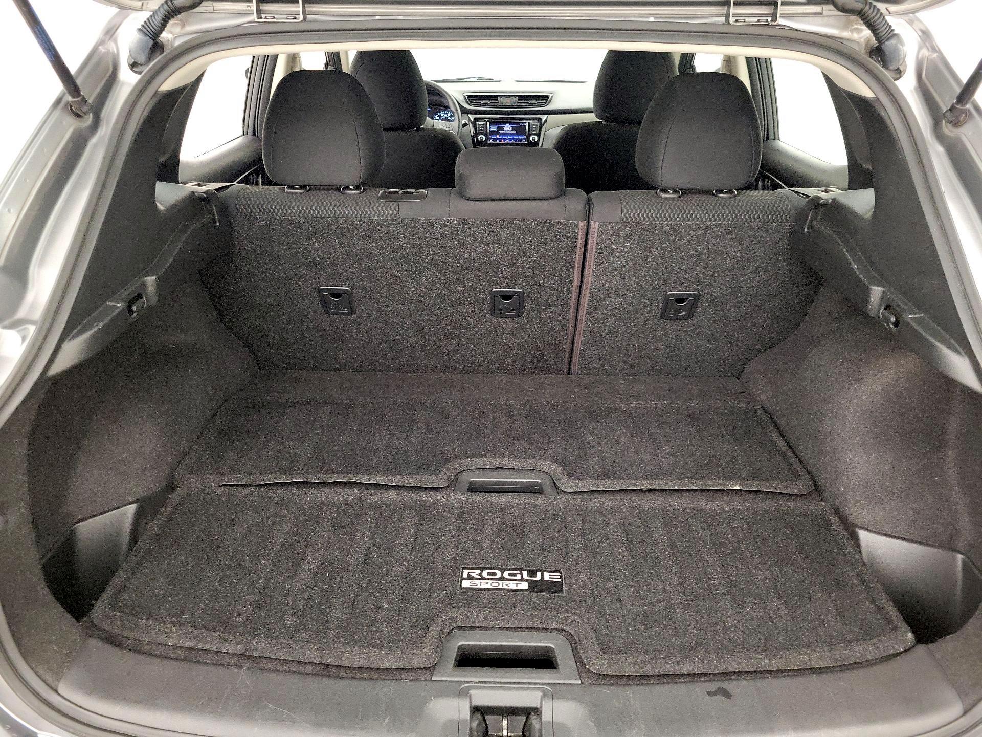 Thumbnail: 2019 Nissan Rogue Sport - 20