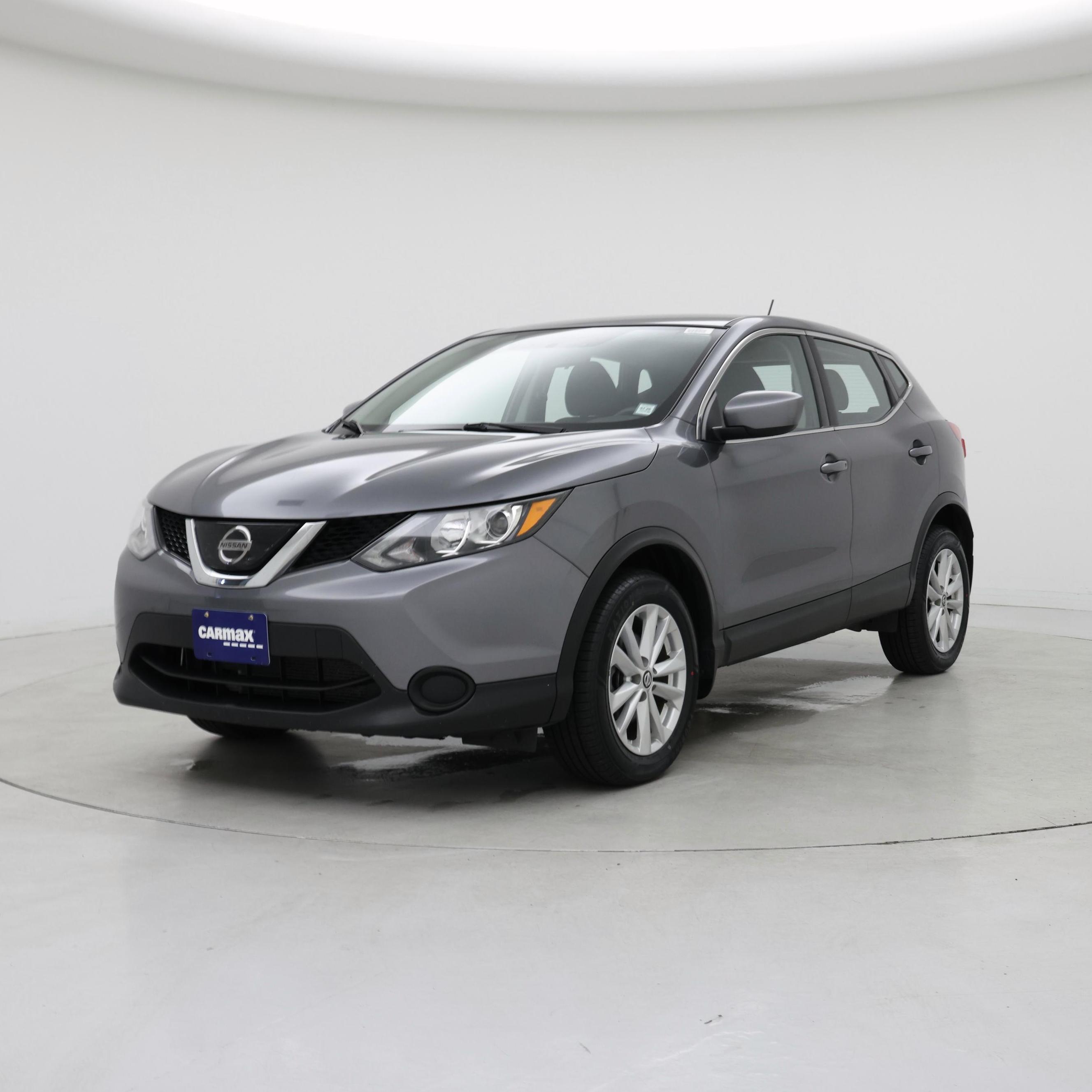 Thumbnail: 2019 Nissan Rogue Sport - 4