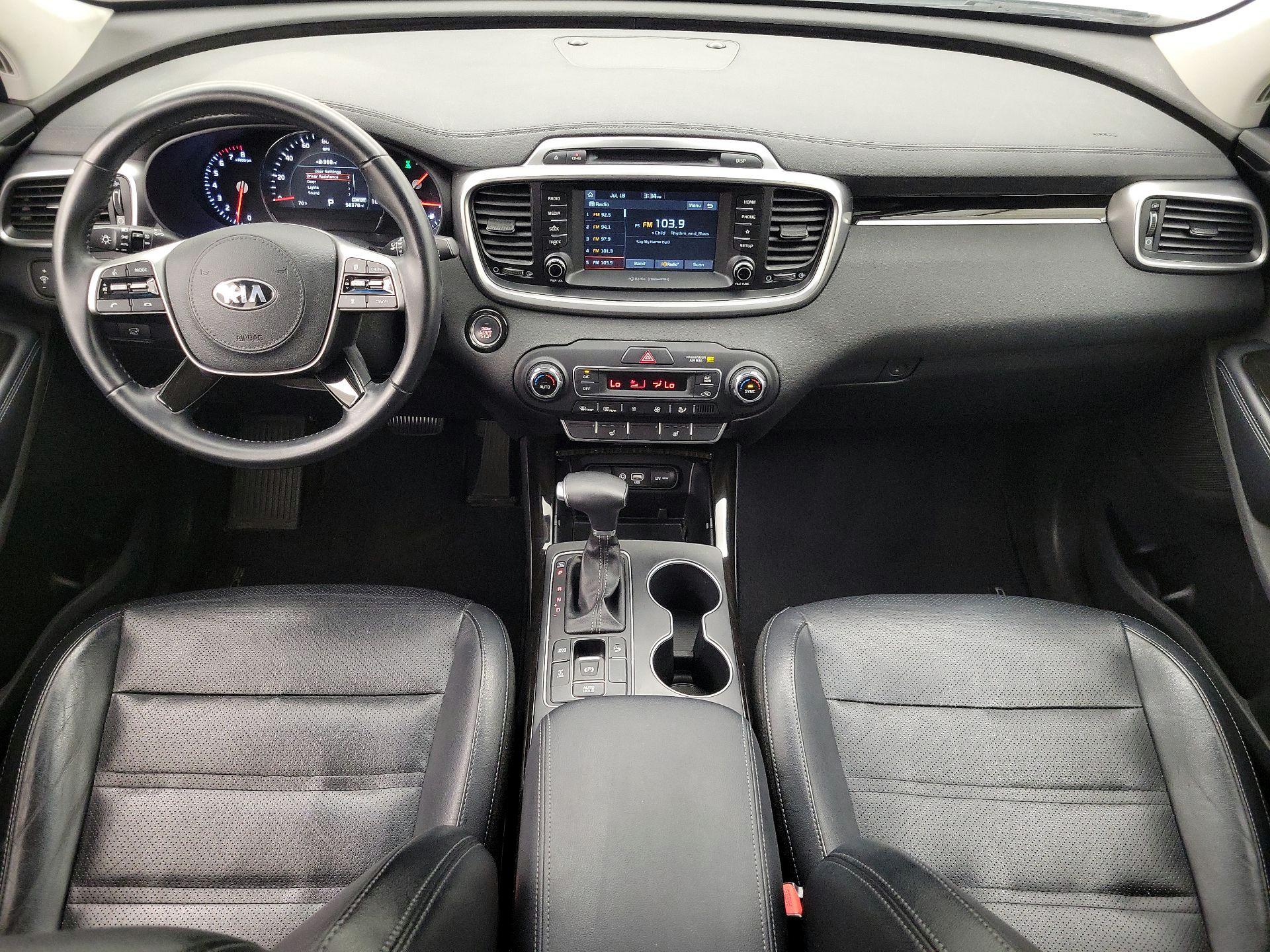 Thumbnail: 2019 Kia Sorento - 9