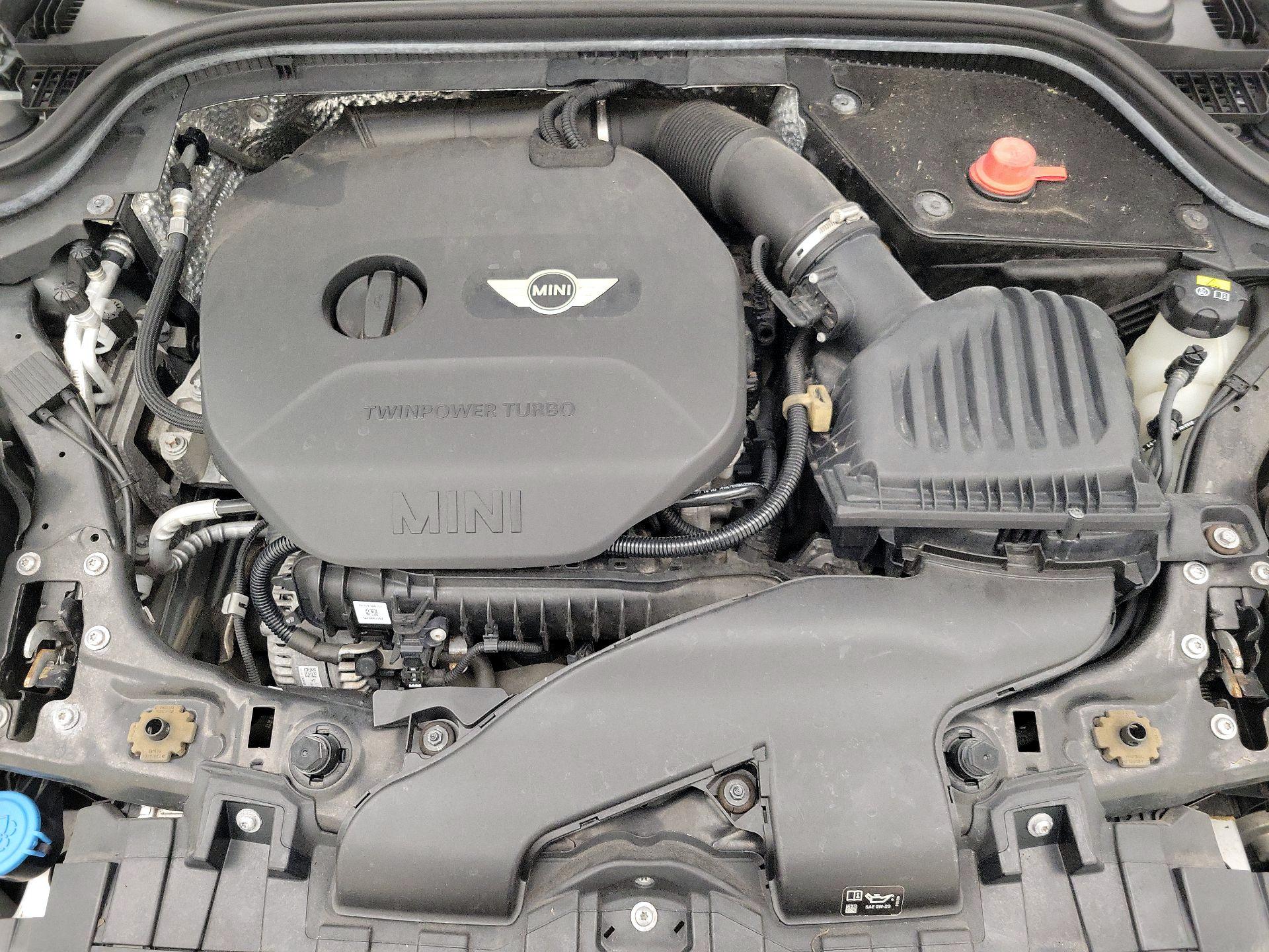 Thumbnail: 2016 MINI Cooper Hardtop - 20