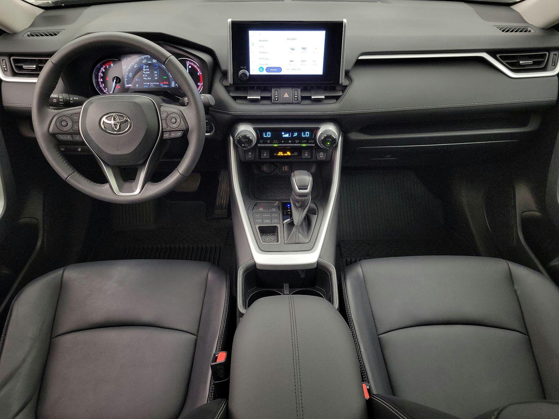 Thumbnail: 2024 Toyota RAV4 - 9